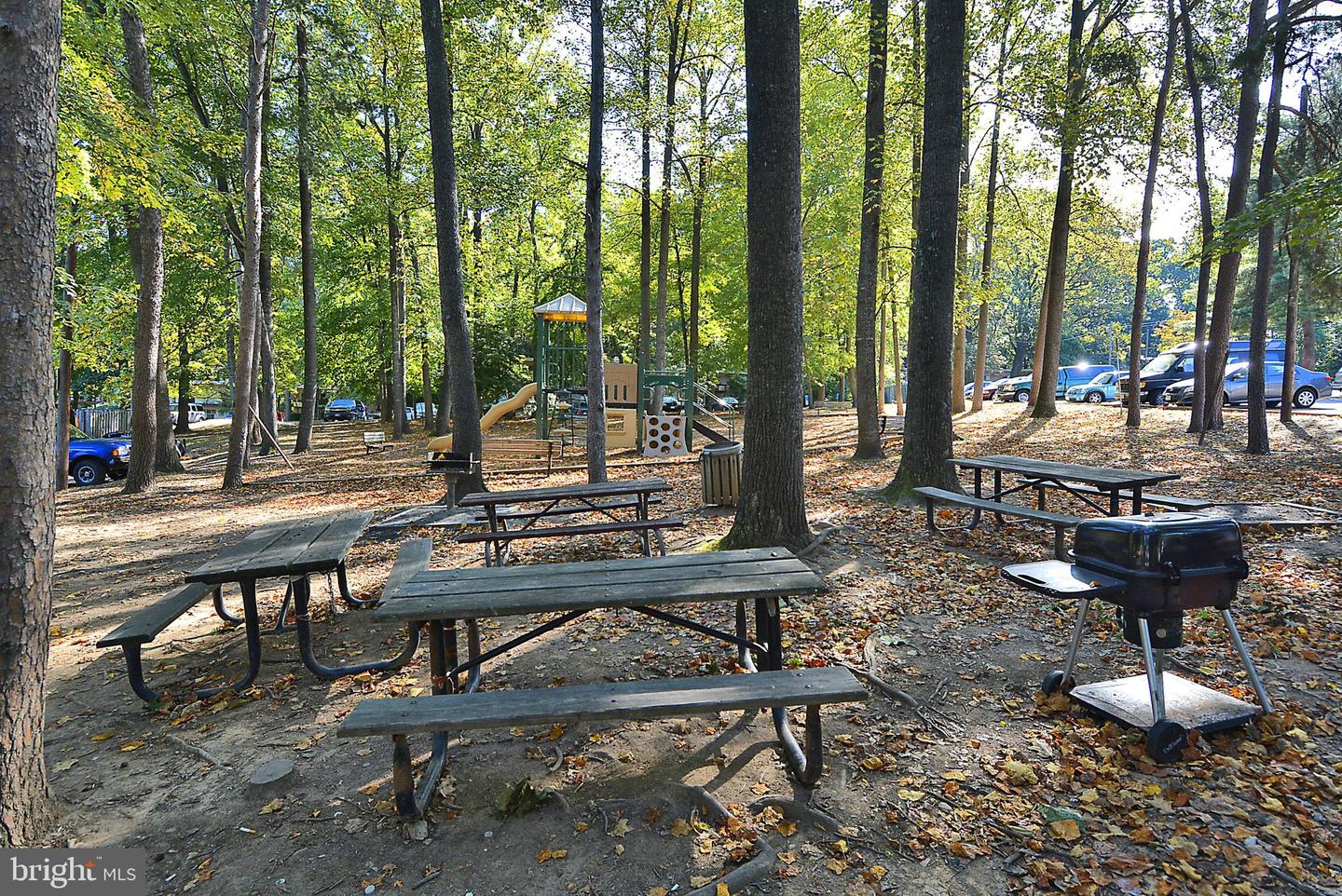 4333 AMERICANA DR #203, ANNANDALE, Virginia 22003, 2 Bedrooms Bedrooms, ,1 BathroomBathrooms,Residential,For sale,4333 AMERICANA DR #203,VAFX2281478 MLS # VAFX2281478