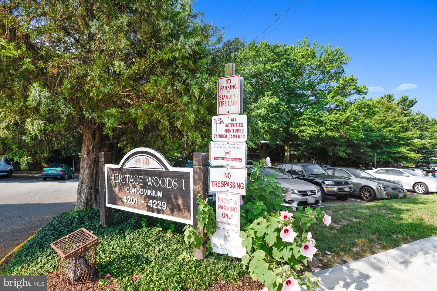 4333 AMERICANA DR #203, ANNANDALE, Virginia 22003, 2 Bedrooms Bedrooms, ,1 BathroomBathrooms,Residential,For sale,4333 AMERICANA DR #203,VAFX2281478 MLS # VAFX2281478