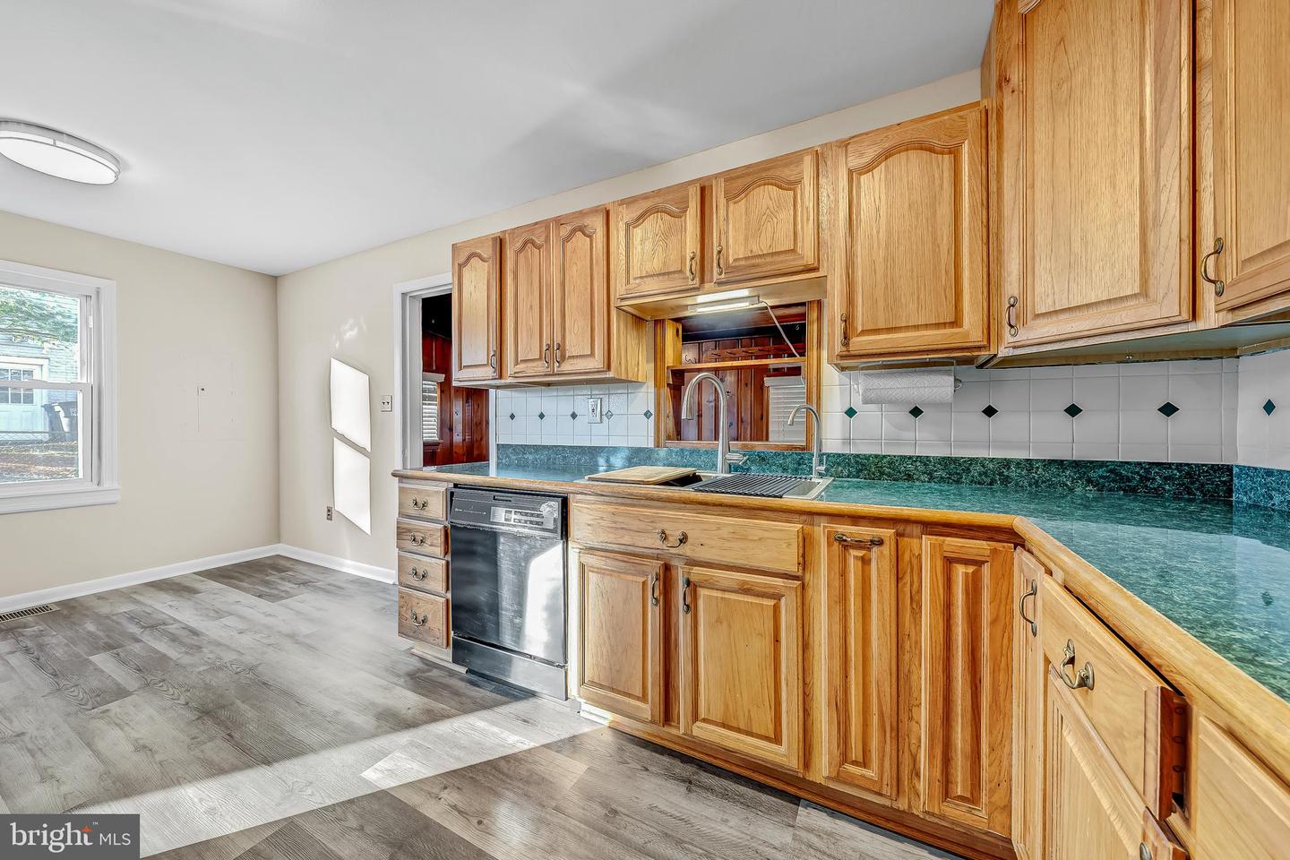 8602 SPRUCE ST, MANASSAS, Virginia 20111, 3 Bedrooms Bedrooms, ,3 BathroomsBathrooms,Residential,For sale,8602 SPRUCE ST,VAPW2108630 MLS # VAPW2108630