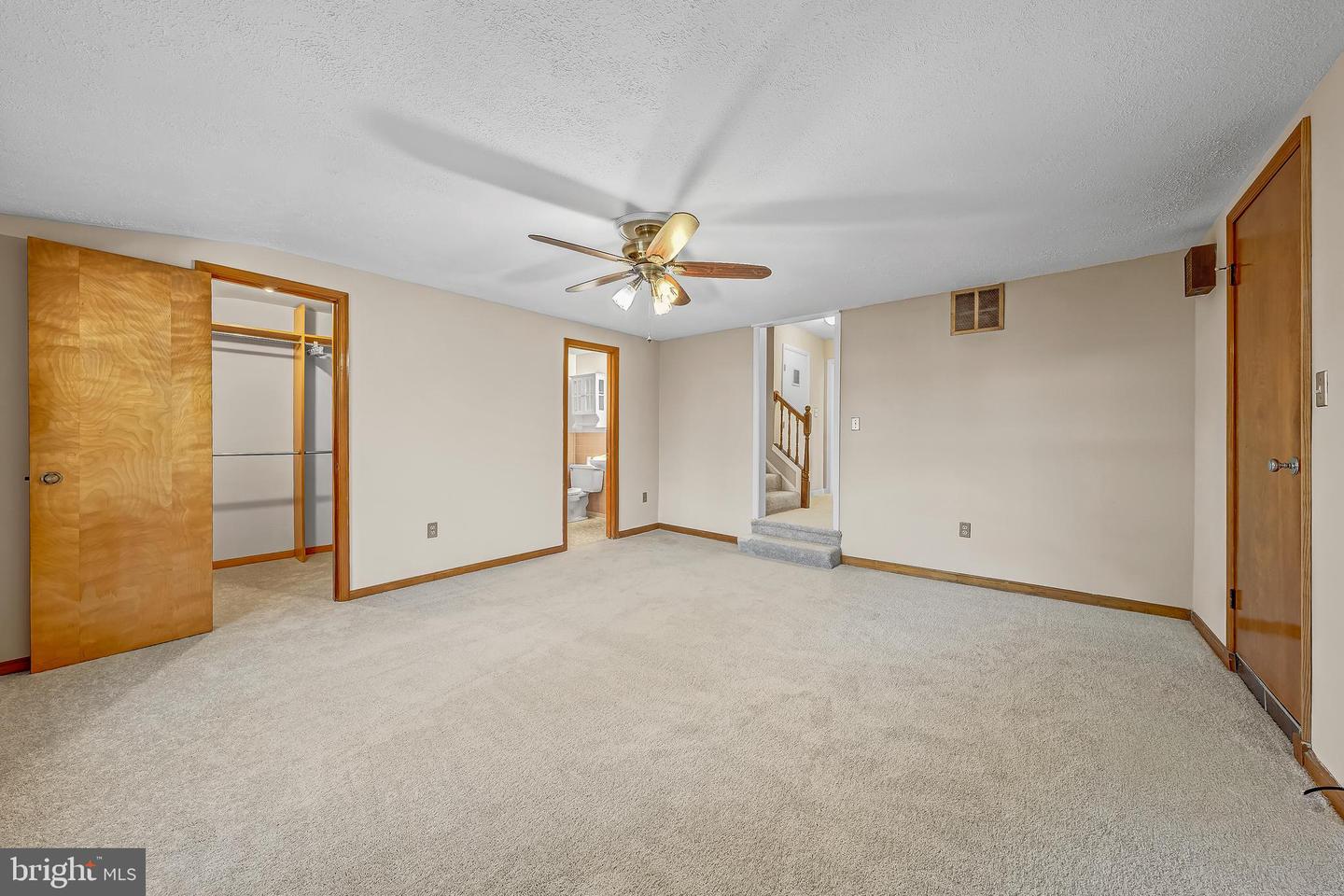 8602 SPRUCE ST, MANASSAS, Virginia 20111, 3 Bedrooms Bedrooms, ,3 BathroomsBathrooms,Residential,For sale,8602 SPRUCE ST,VAPW2108630 MLS # VAPW2108630