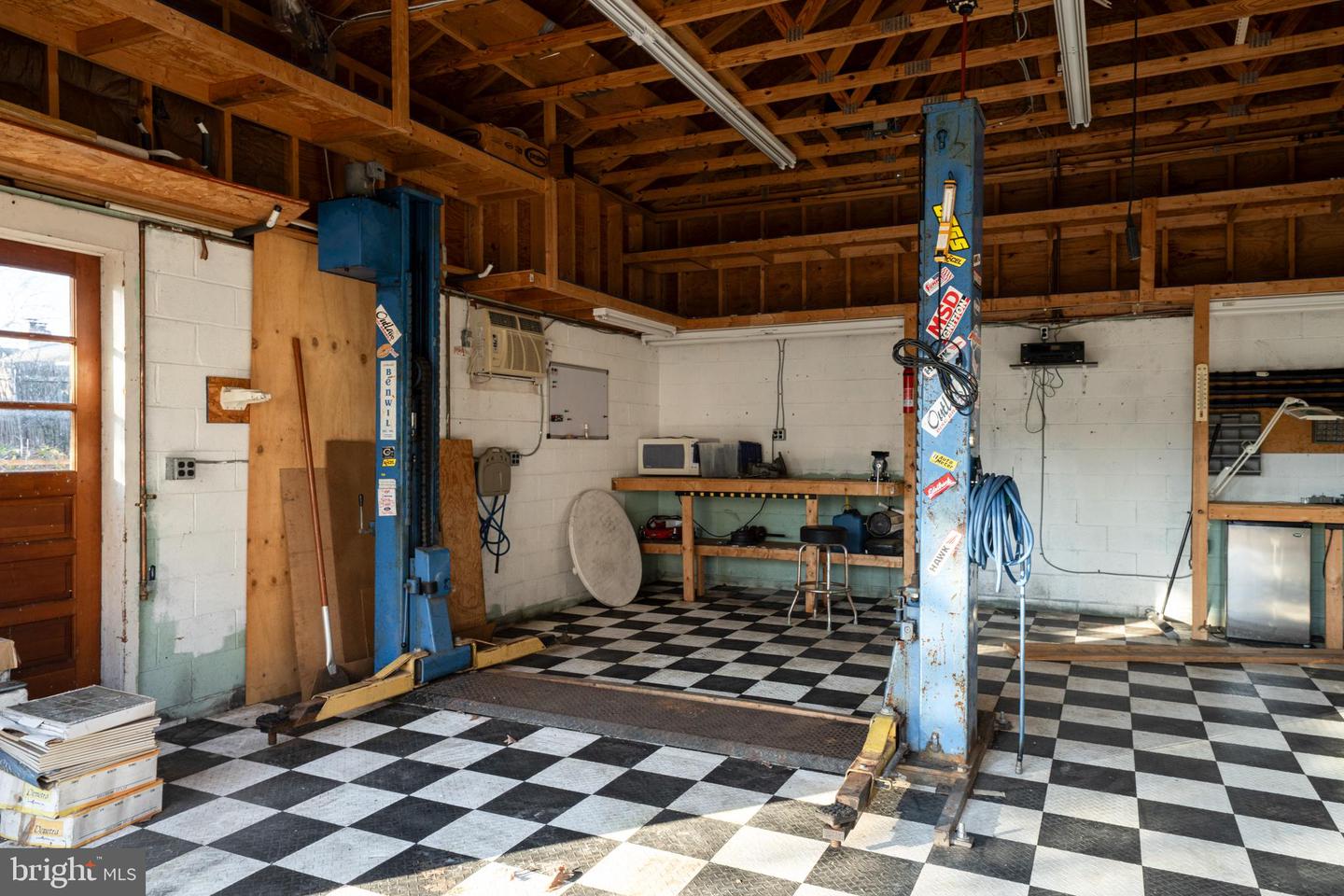 8602 SPRUCE ST, MANASSAS, Virginia 20111, 3 Bedrooms Bedrooms, ,3 BathroomsBathrooms,Residential,For sale,8602 SPRUCE ST,VAPW2108630 MLS # VAPW2108630