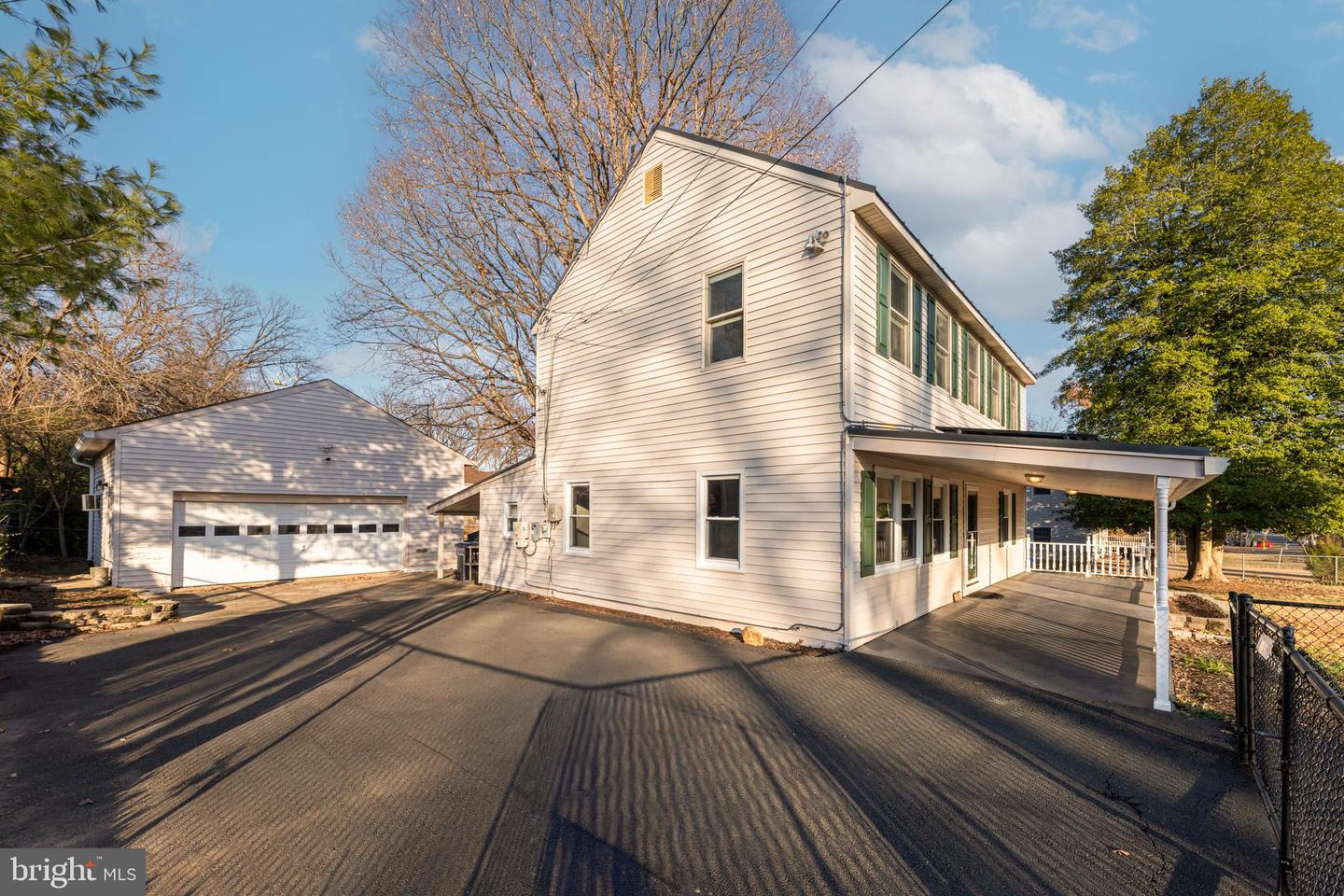 8602 SPRUCE ST, MANASSAS, Virginia 20111, 3 Bedrooms Bedrooms, ,3 BathroomsBathrooms,Residential,For sale,8602 SPRUCE ST,VAPW2108630 MLS # VAPW2108630