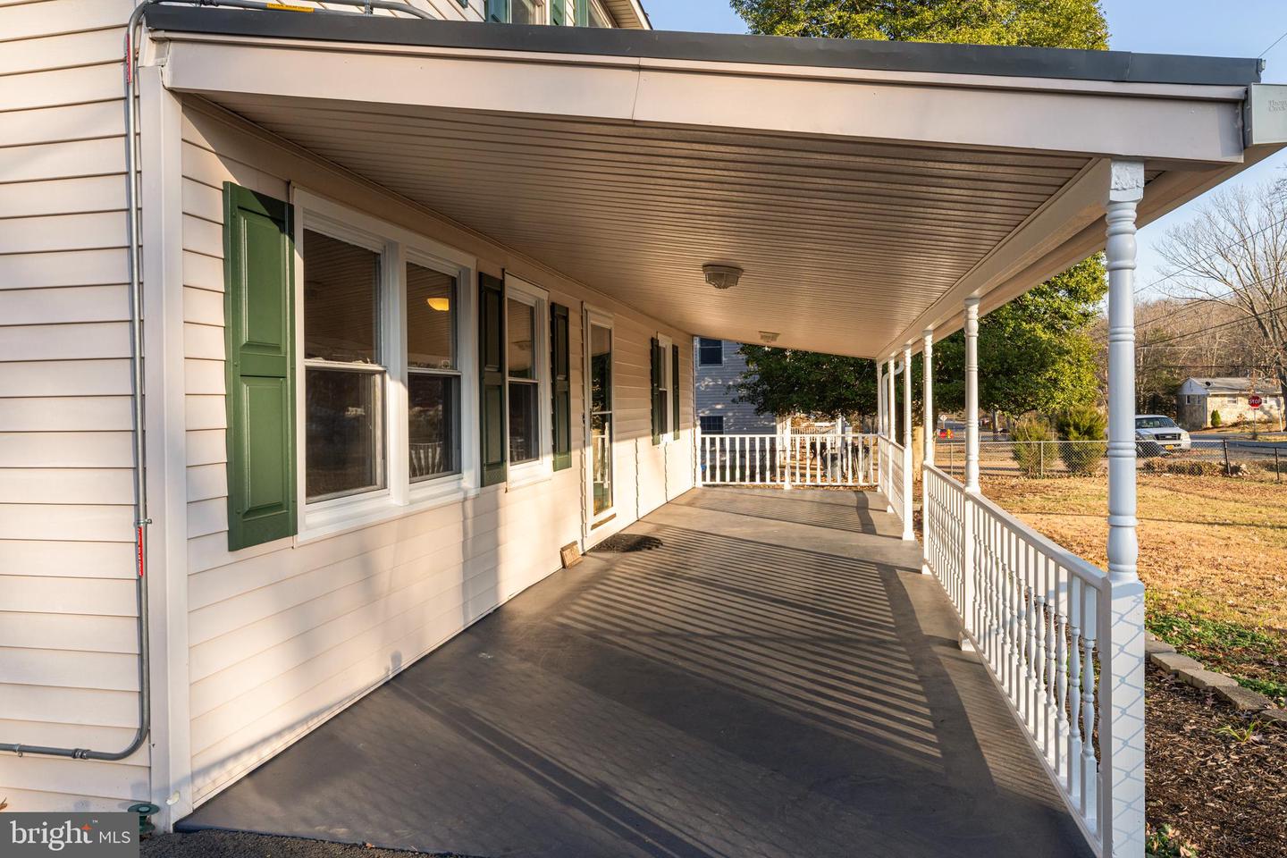 8602 SPRUCE ST, MANASSAS, Virginia 20111, 3 Bedrooms Bedrooms, ,3 BathroomsBathrooms,Residential,For sale,8602 SPRUCE ST,VAPW2108630 MLS # VAPW2108630