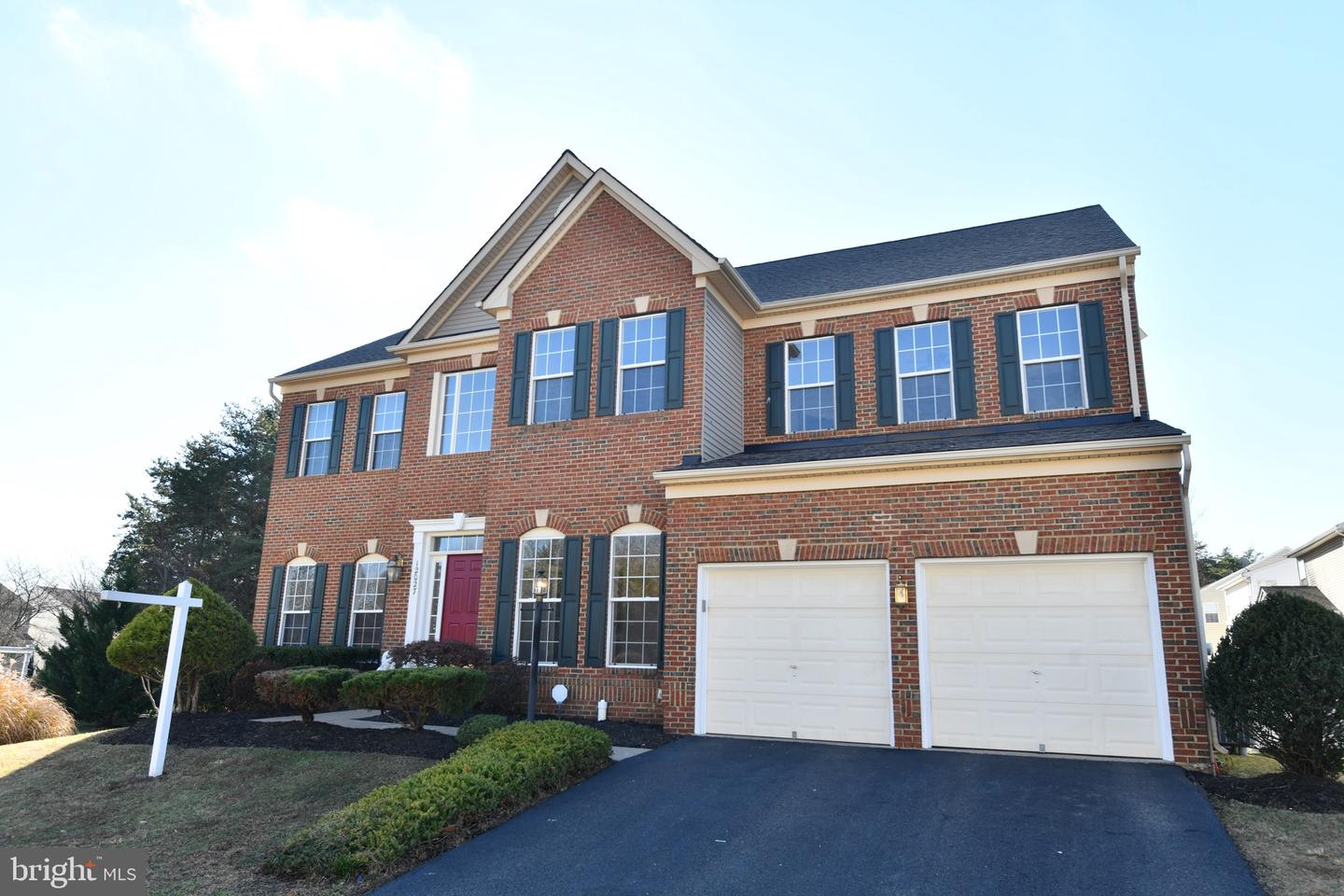 12027 PAPER BIRCH LN, GAINESVILLE, Virginia 20155, 4 Bedrooms Bedrooms, ,4 BathroomsBathrooms,Residential,For sale,12027 PAPER BIRCH LN,VAPW2108636 MLS # VAPW2108636
