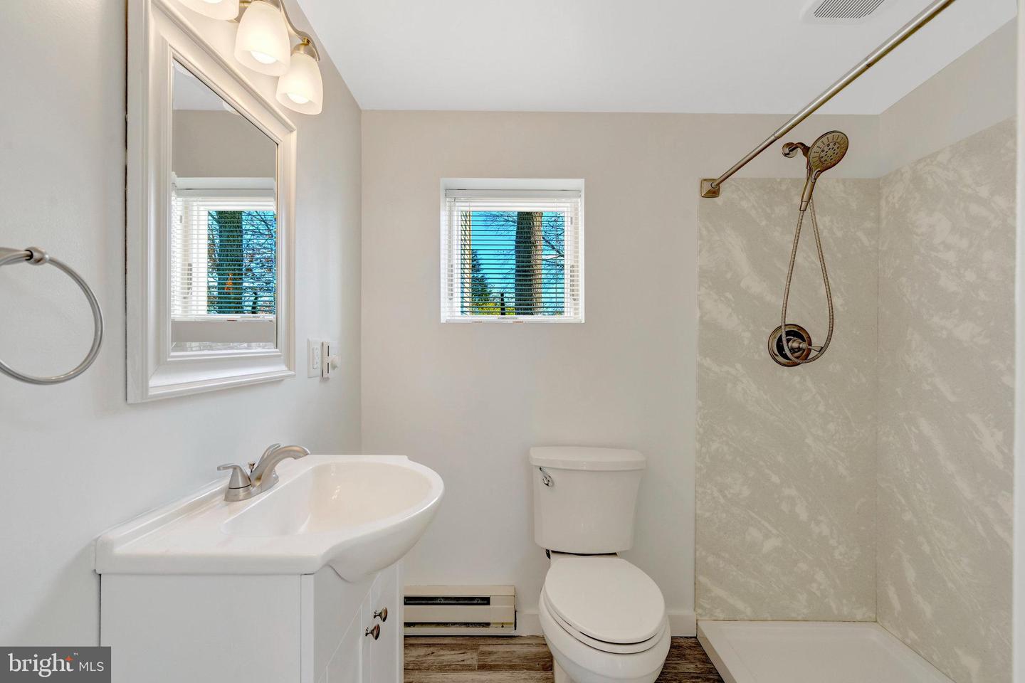 15005 PONDERLAY DR, CENTREVILLE, Virginia 20120, 3 Bedrooms Bedrooms, 11 Rooms Rooms,3 BathroomsBathrooms,Residential,For sale,15005 PONDERLAY DR,VAFX2281140 MLS # VAFX2281140