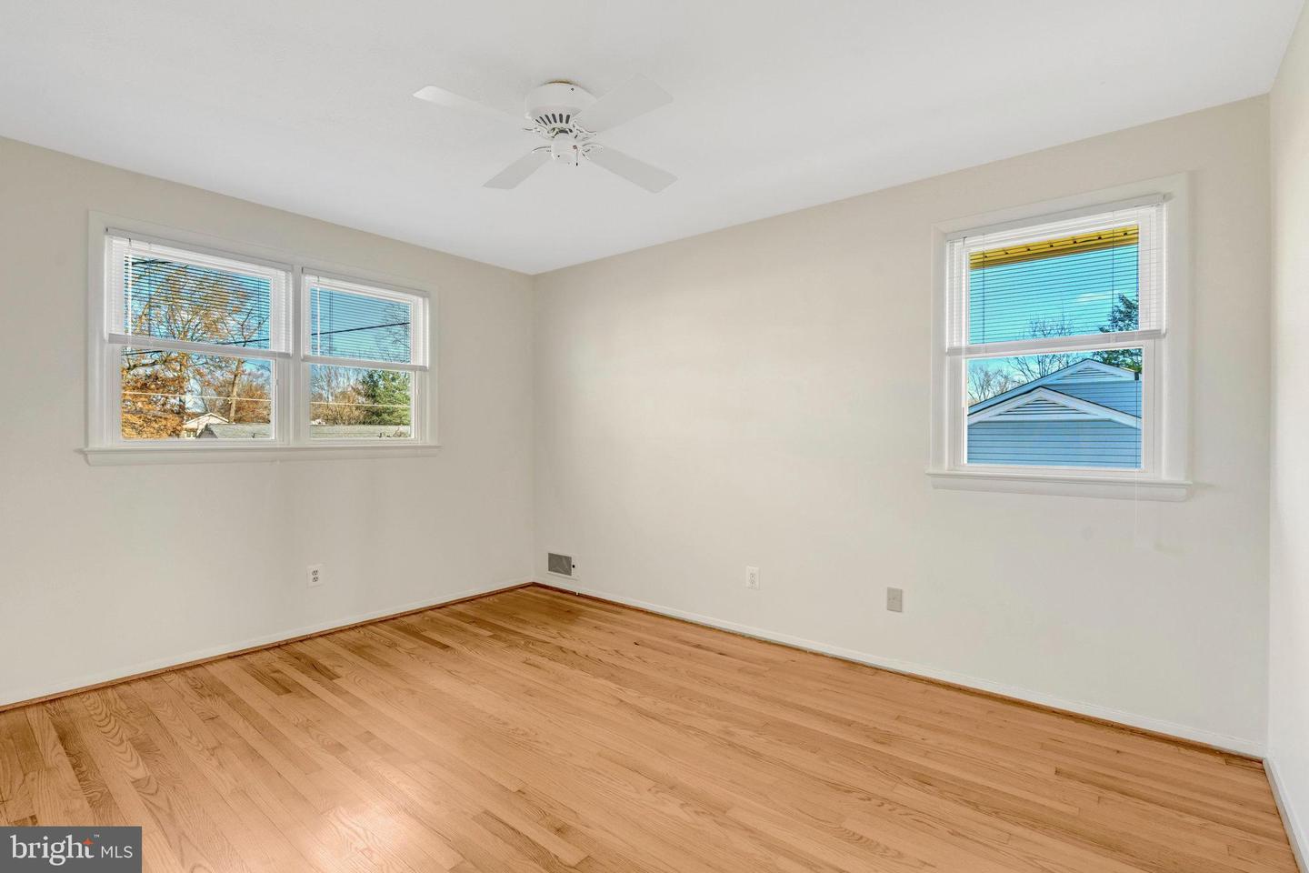 15005 PONDERLAY DR, CENTREVILLE, Virginia 20120, 3 Bedrooms Bedrooms, 11 Rooms Rooms,3 BathroomsBathrooms,Residential,For sale,15005 PONDERLAY DR,VAFX2281140 MLS # VAFX2281140