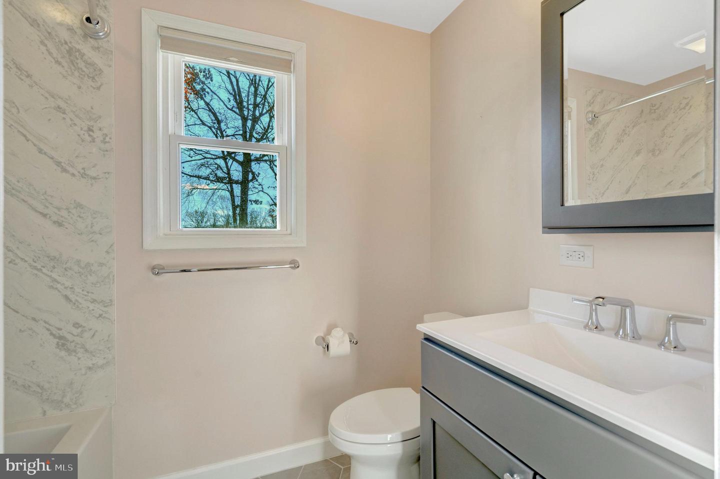 15005 PONDERLAY DR, CENTREVILLE, Virginia 20120, 3 Bedrooms Bedrooms, 11 Rooms Rooms,3 BathroomsBathrooms,Residential,For sale,15005 PONDERLAY DR,VAFX2281140 MLS # VAFX2281140