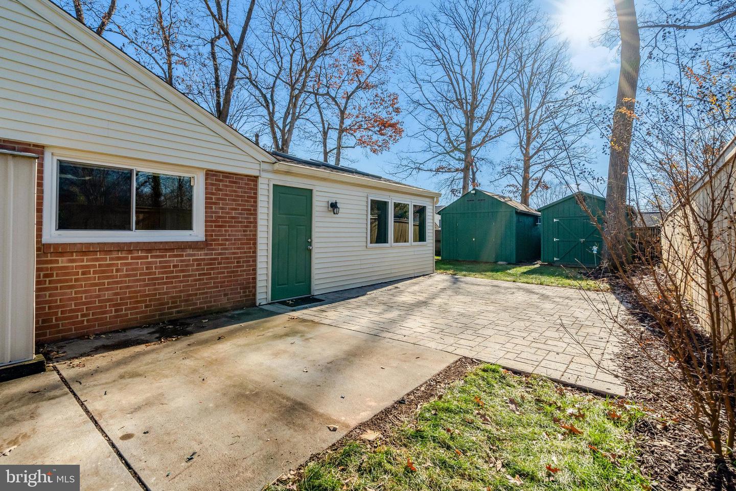 15005 PONDERLAY DR, CENTREVILLE, Virginia 20120, 3 Bedrooms Bedrooms, 11 Rooms Rooms,3 BathroomsBathrooms,Residential,For sale,15005 PONDERLAY DR,VAFX2281140 MLS # VAFX2281140