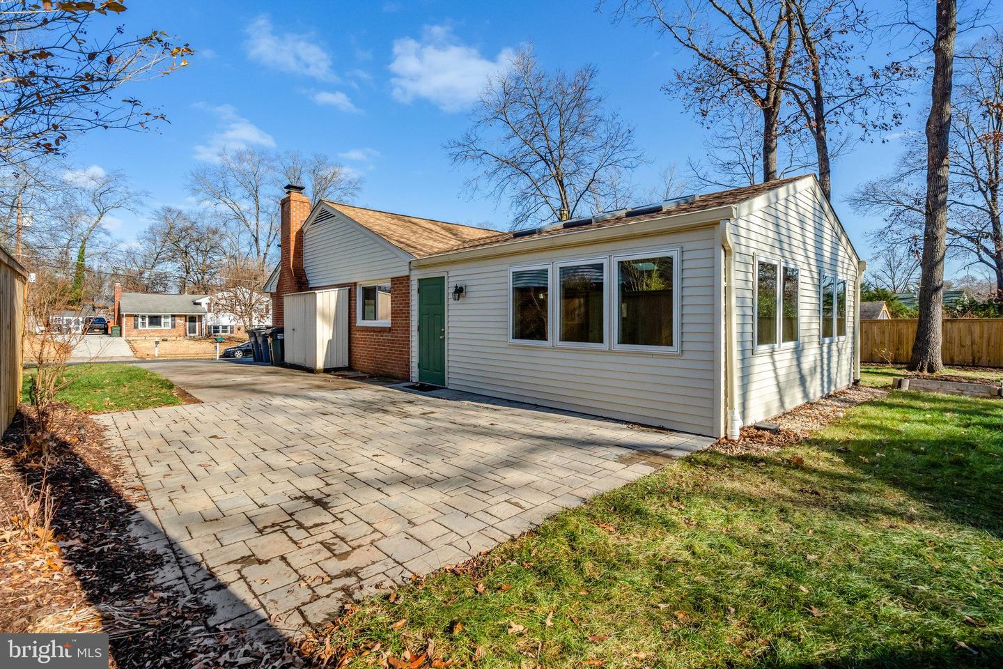 15005 PONDERLAY DR, CENTREVILLE, Virginia 20120, 3 Bedrooms Bedrooms, 11 Rooms Rooms,3 BathroomsBathrooms,Residential,For sale,15005 PONDERLAY DR,VAFX2281140 MLS # VAFX2281140