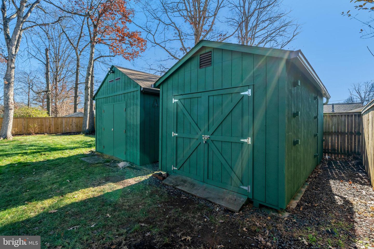 15005 PONDERLAY DR, CENTREVILLE, Virginia 20120, 3 Bedrooms Bedrooms, 11 Rooms Rooms,3 BathroomsBathrooms,Residential,For sale,15005 PONDERLAY DR,VAFX2281140 MLS # VAFX2281140