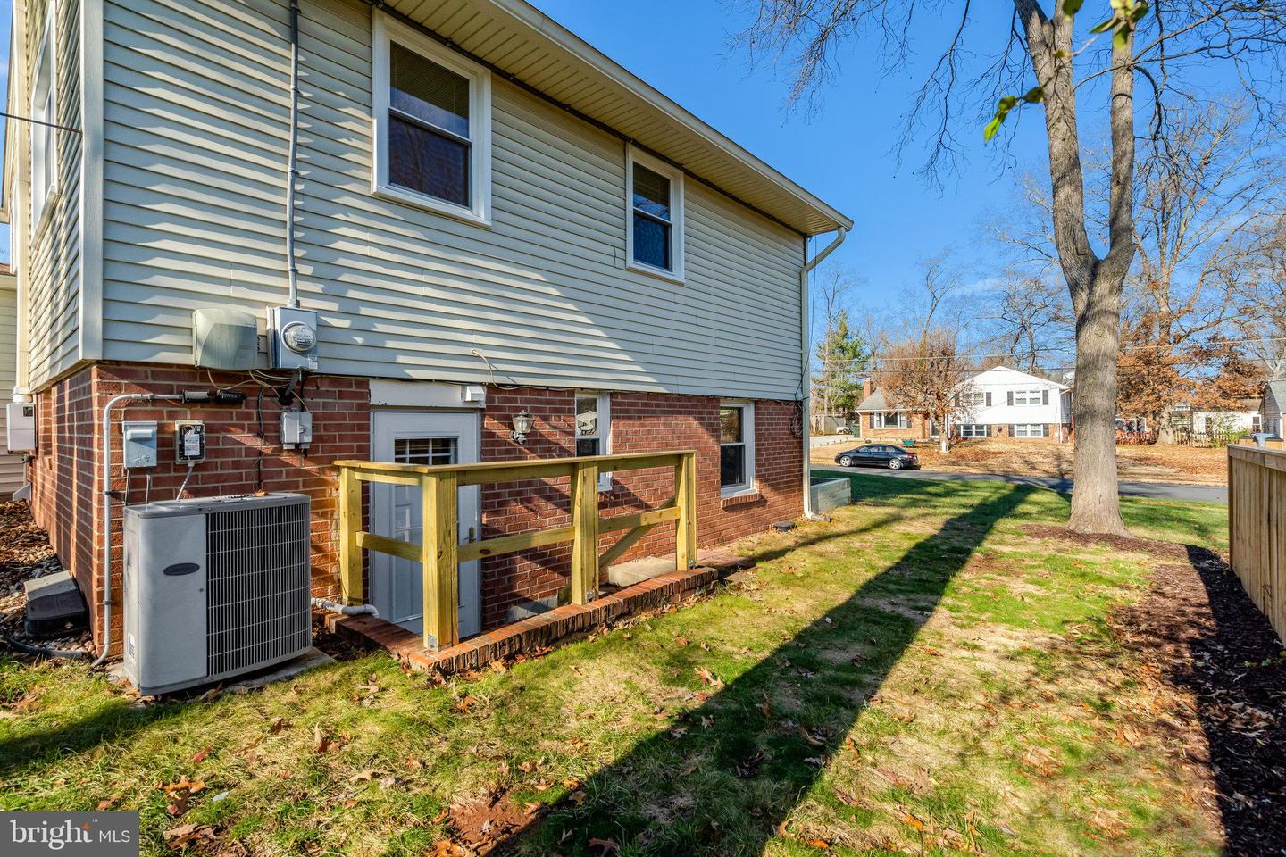 15005 PONDERLAY DR, CENTREVILLE, Virginia 20120, 3 Bedrooms Bedrooms, 11 Rooms Rooms,3 BathroomsBathrooms,Residential,For sale,15005 PONDERLAY DR,VAFX2281140 MLS # VAFX2281140