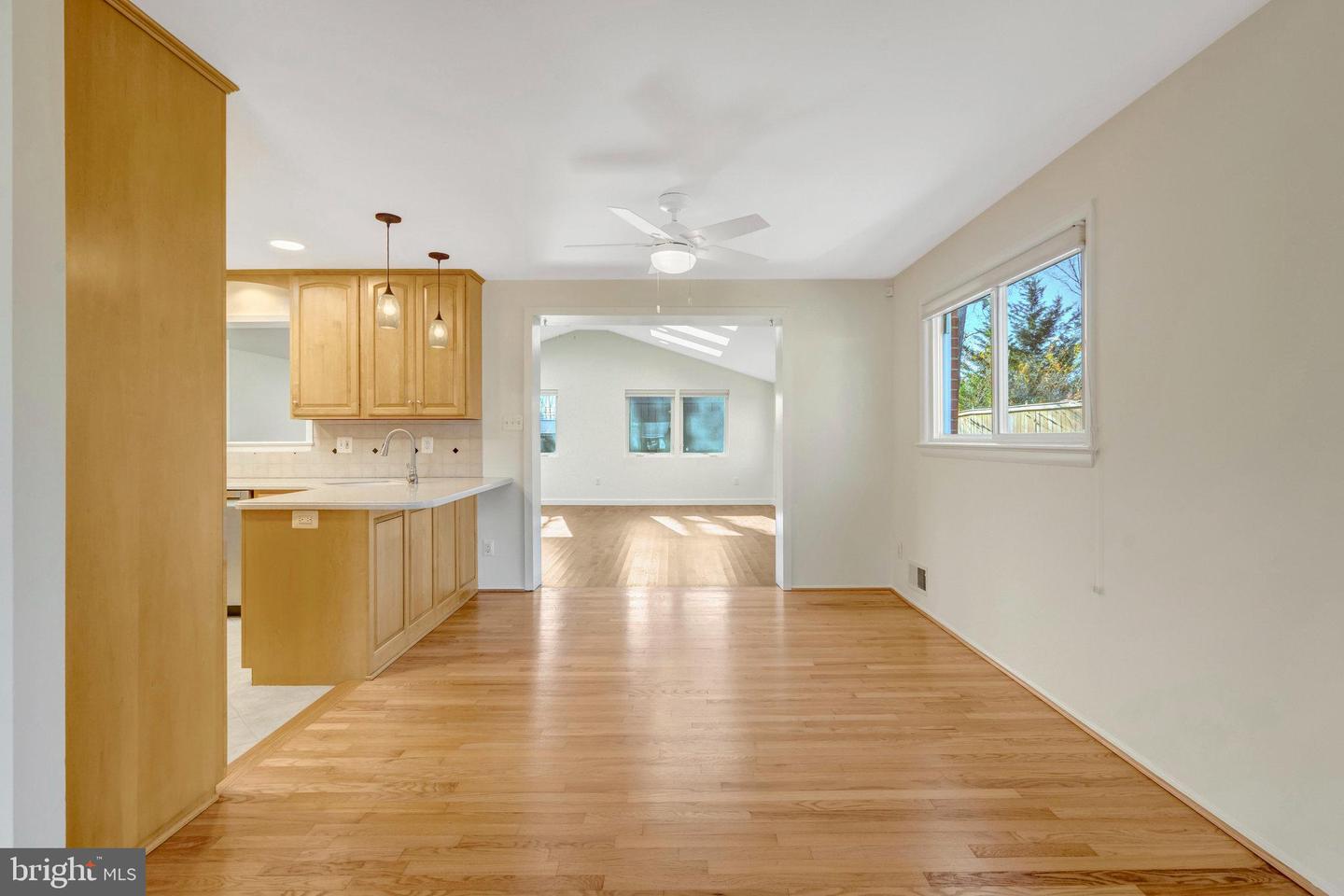 15005 PONDERLAY DR, CENTREVILLE, Virginia 20120, 3 Bedrooms Bedrooms, 11 Rooms Rooms,3 BathroomsBathrooms,Residential,For sale,15005 PONDERLAY DR,VAFX2281140 MLS # VAFX2281140