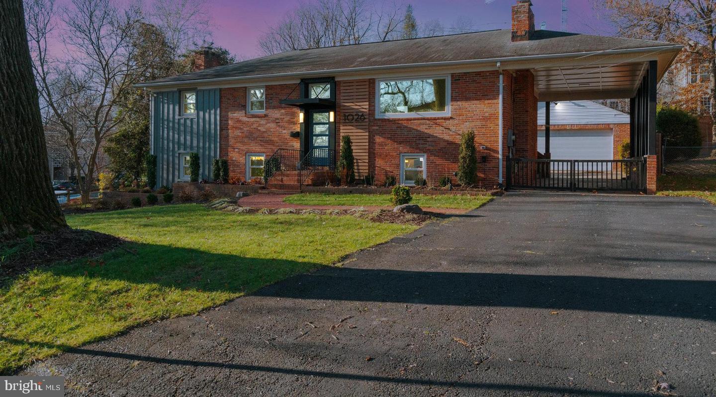 1026 BIRCH ST, FALLS CHURCH, Virginia 22046, 4 Bedrooms Bedrooms, ,3 BathroomsBathrooms,Residential,For sale,1026 BIRCH ST,VAFA2003488 MLS # VAFA2003488 1026 BIRCH ST, FALLS CHURCH, Virginia 22046, 4 Bedrooms Bedrooms, ,3 BathroomsBathrooms,Residential,For sale,1026 BIRCH ST,VAFA2003488 MLS # VAFA2003488