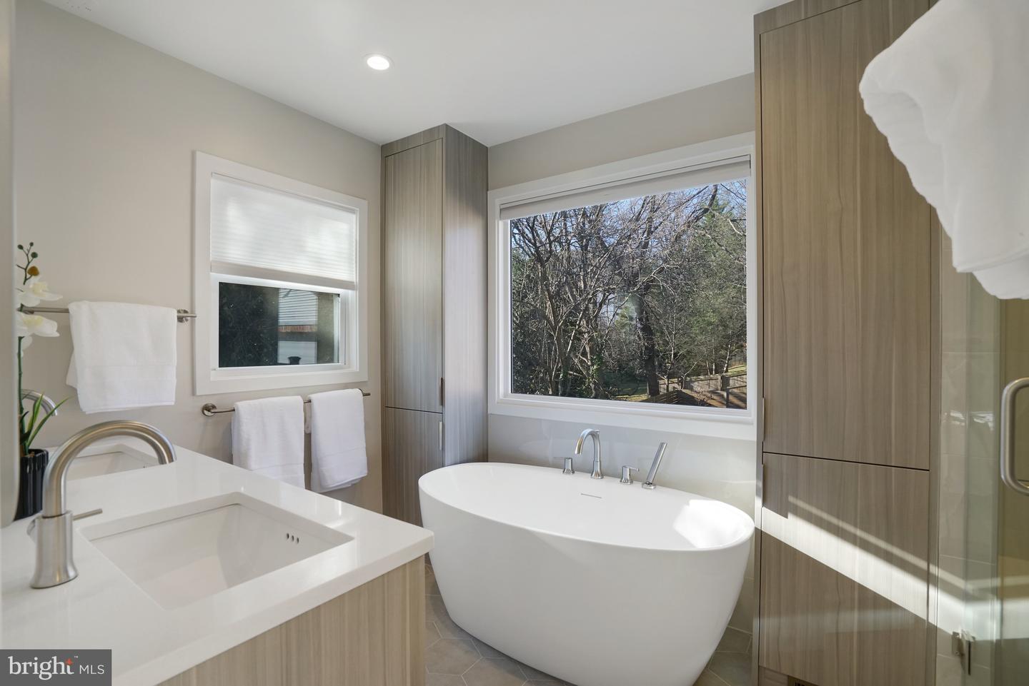 1026 BIRCH ST, FALLS CHURCH, Virginia 22046, 4 Bedrooms Bedrooms, ,3 BathroomsBathrooms,Residential,For sale,1026 BIRCH ST,VAFA2003488 MLS # VAFA2003488 1026 BIRCH ST, FALLS CHURCH, Virginia 22046, 4 Bedrooms Bedrooms, ,3 BathroomsBathrooms,Residential,For sale,1026 BIRCH ST,VAFA2003488 MLS # VAFA2003488