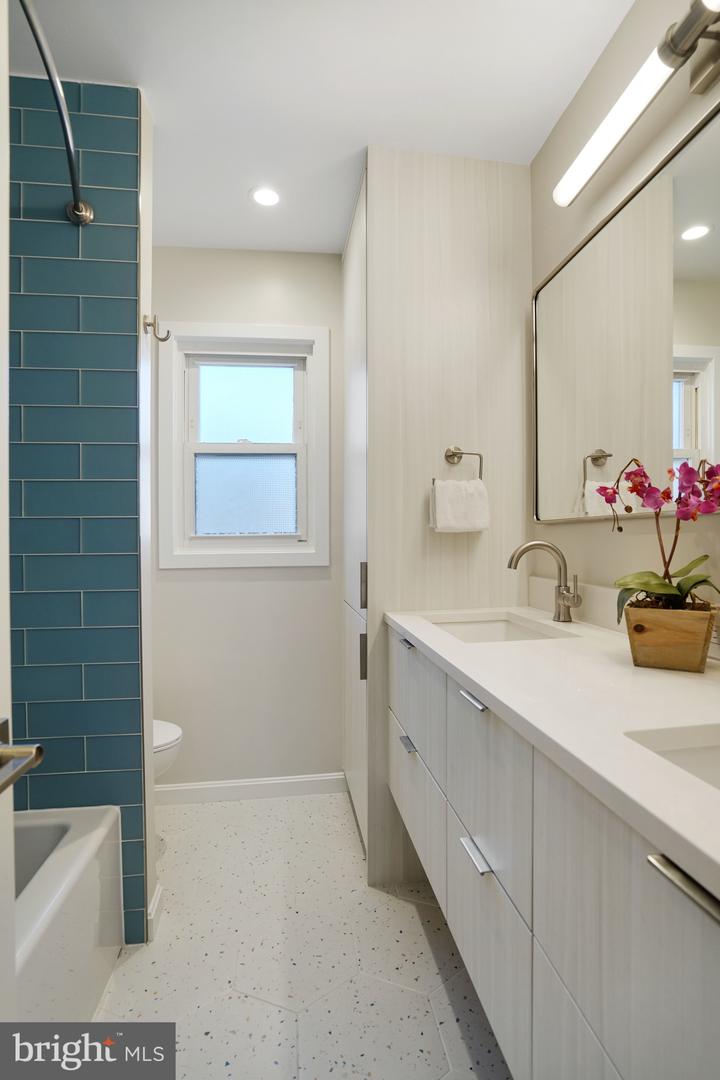 1026 BIRCH ST, FALLS CHURCH, Virginia 22046, 4 Bedrooms Bedrooms, ,3 BathroomsBathrooms,Residential,For sale,1026 BIRCH ST,VAFA2003488 MLS # VAFA2003488 1026 BIRCH ST, FALLS CHURCH, Virginia 22046, 4 Bedrooms Bedrooms, ,3 BathroomsBathrooms,Residential,For sale,1026 BIRCH ST,VAFA2003488 MLS # VAFA2003488