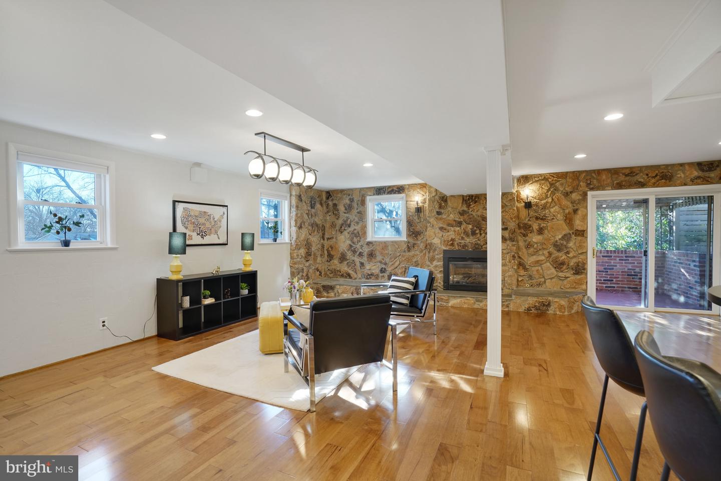 1026 BIRCH ST, FALLS CHURCH, Virginia 22046, 4 Bedrooms Bedrooms, ,3 BathroomsBathrooms,Residential,For sale,1026 BIRCH ST,VAFA2003488 MLS # VAFA2003488 1026 BIRCH ST, FALLS CHURCH, Virginia 22046, 4 Bedrooms Bedrooms, ,3 BathroomsBathrooms,Residential,For sale,1026 BIRCH ST,VAFA2003488 MLS # VAFA2003488