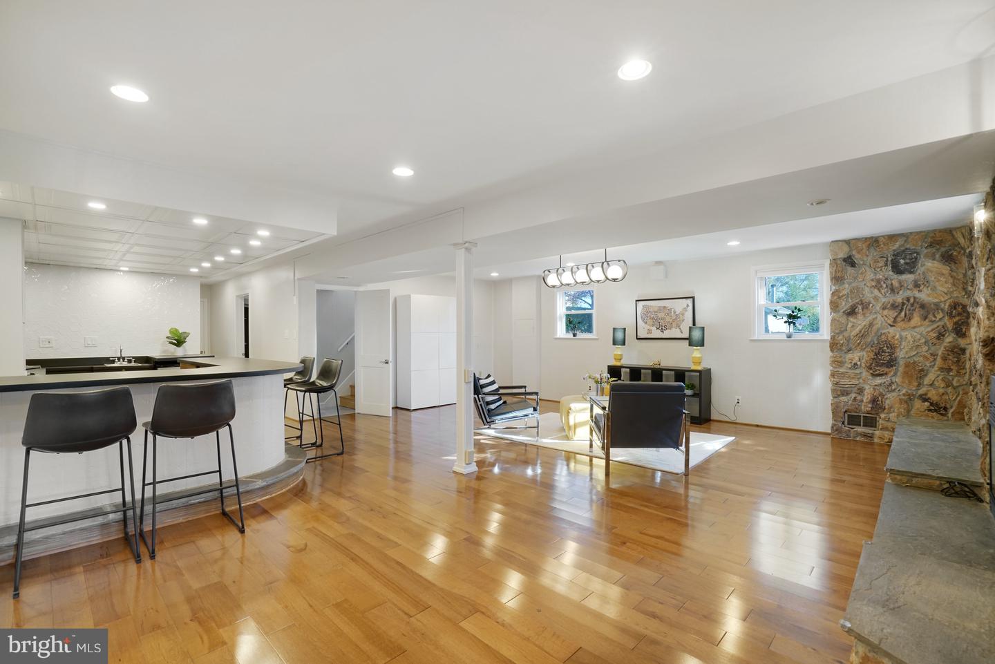 1026 BIRCH ST, FALLS CHURCH, Virginia 22046, 4 Bedrooms Bedrooms, ,3 BathroomsBathrooms,Residential,For sale,1026 BIRCH ST,VAFA2003488 MLS # VAFA2003488 1026 BIRCH ST, FALLS CHURCH, Virginia 22046, 4 Bedrooms Bedrooms, ,3 BathroomsBathrooms,Residential,For sale,1026 BIRCH ST,VAFA2003488 MLS # VAFA2003488