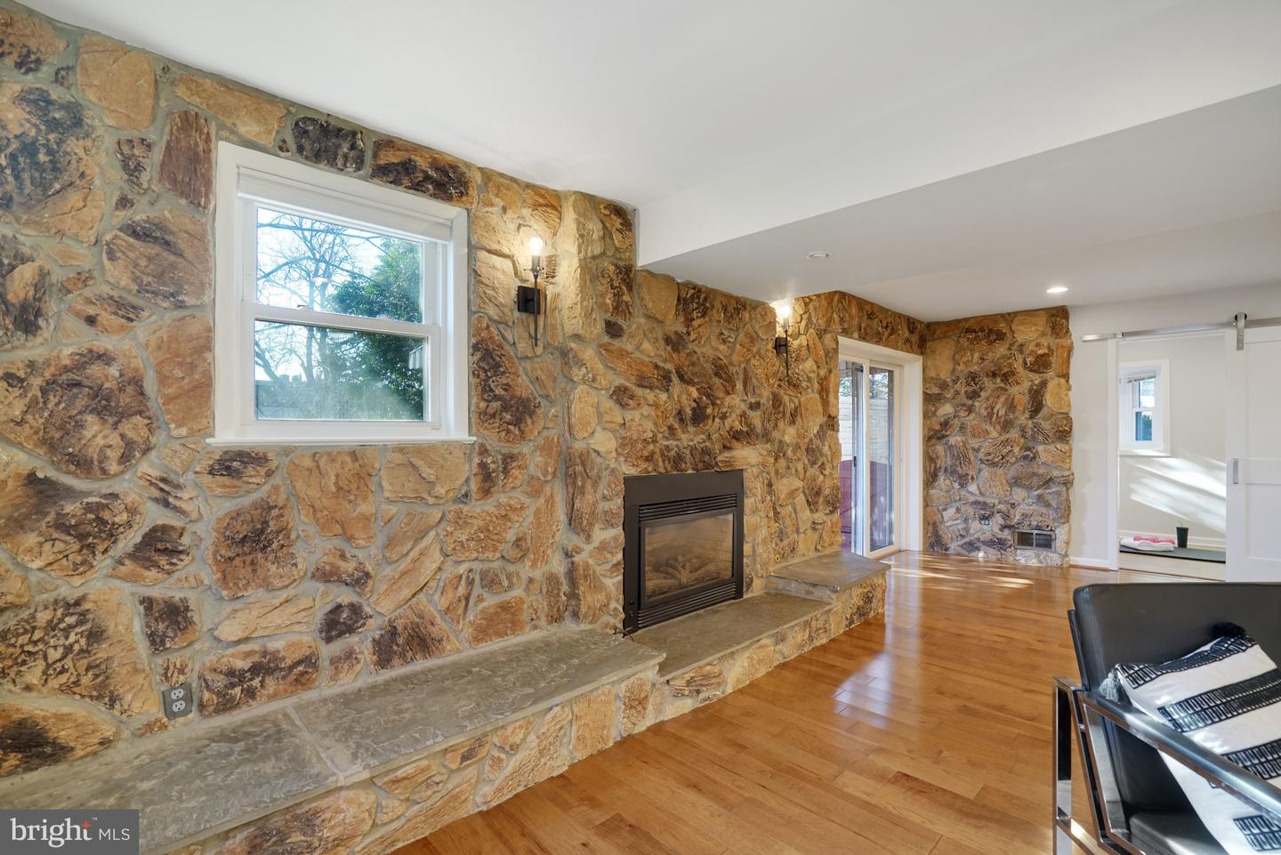 1026 BIRCH ST, FALLS CHURCH, Virginia 22046, 4 Bedrooms Bedrooms, ,3 BathroomsBathrooms,Residential,For sale,1026 BIRCH ST,VAFA2003488 MLS # VAFA2003488 1026 BIRCH ST, FALLS CHURCH, Virginia 22046, 4 Bedrooms Bedrooms, ,3 BathroomsBathrooms,Residential,For sale,1026 BIRCH ST,VAFA2003488 MLS # VAFA2003488