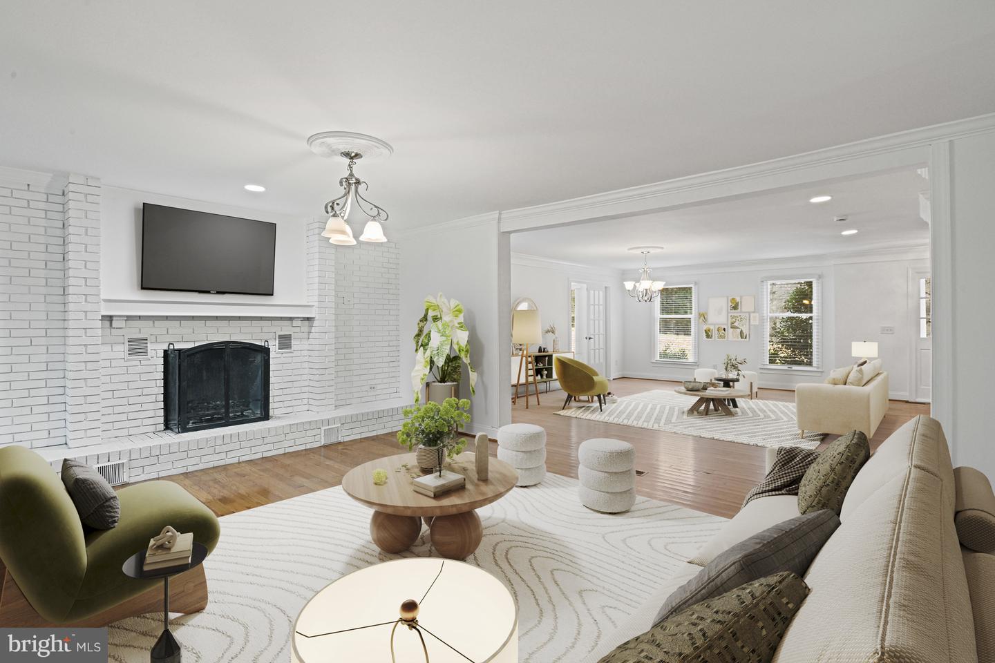 355 SPRINGVALE RD, GREAT FALLS, Virginia 22066, 4 Bedrooms Bedrooms, ,3 BathroomsBathrooms,Residential,For sale,355 SPRINGVALE RD,VAFX2281272 MLS # VAFX2281272