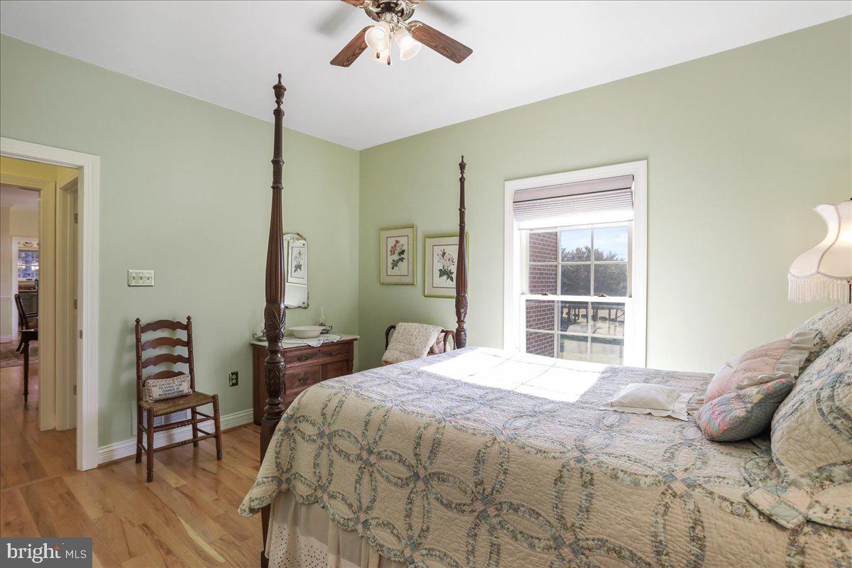 40 BIRDSONG LN, EDINBURG, Virginia 22824, 4 Bedrooms Bedrooms, 9 Rooms Rooms,3 BathroomsBathrooms,Residential,For sale,40 BIRDSONG LN,VASH2013138 MLS # VASH2013138