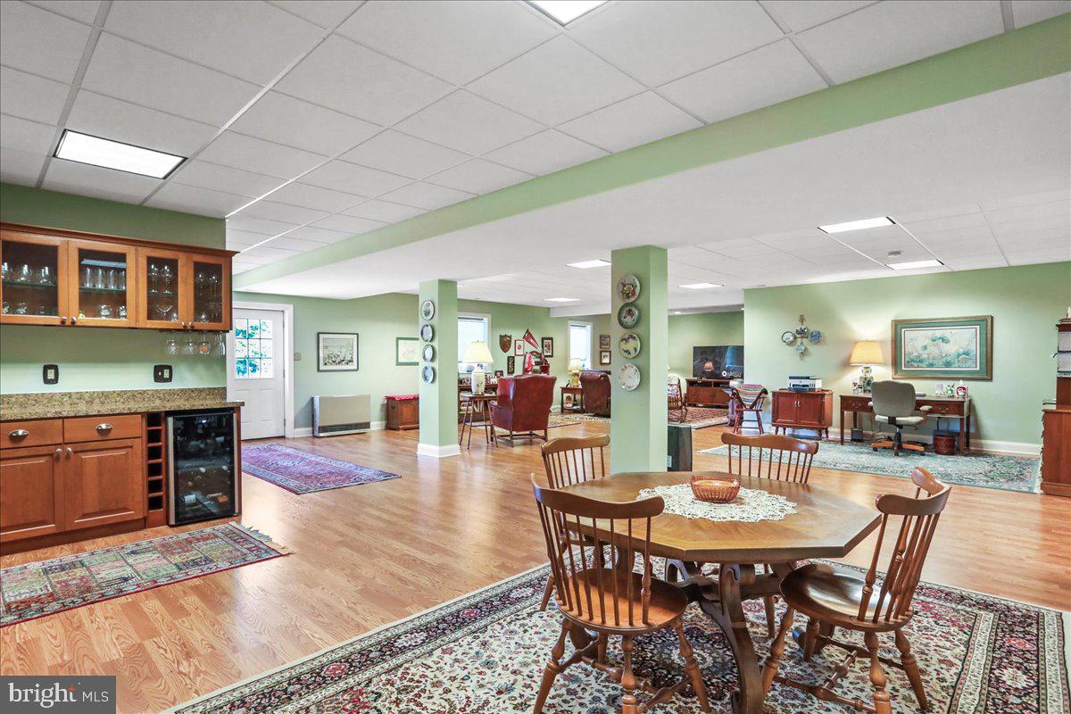 40 BIRDSONG LN, EDINBURG, Virginia 22824, 4 Bedrooms Bedrooms, 9 Rooms Rooms,3 BathroomsBathrooms,Residential,For sale,40 BIRDSONG LN,VASH2013138 MLS # VASH2013138