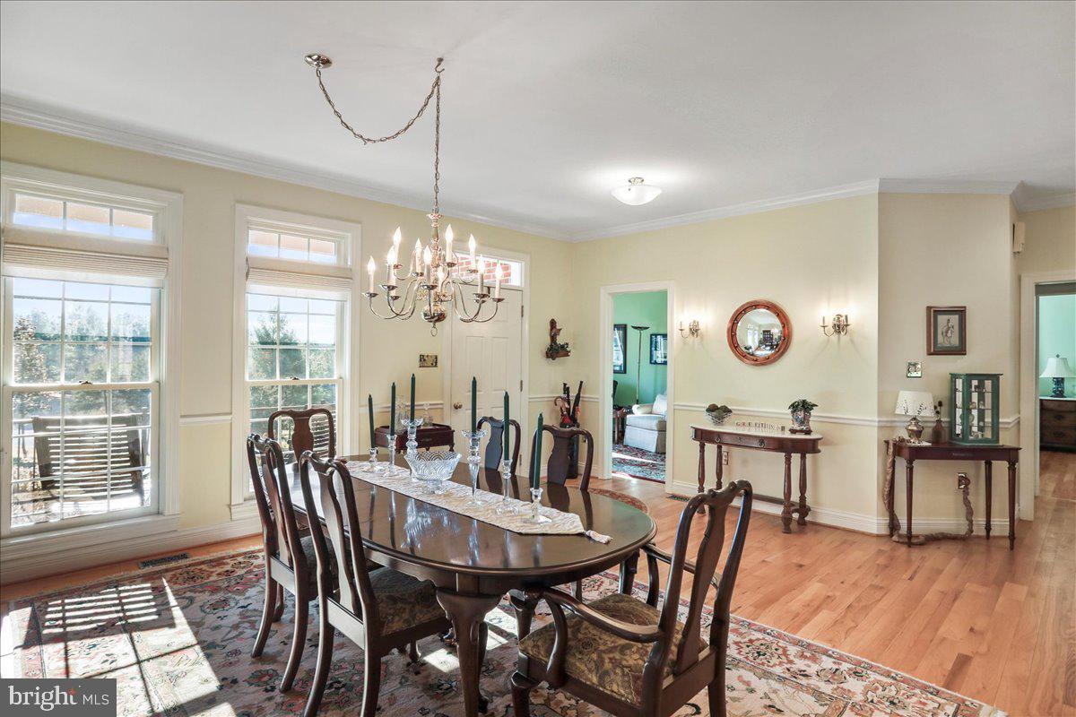 40 BIRDSONG LN, EDINBURG, Virginia 22824, 4 Bedrooms Bedrooms, 9 Rooms Rooms,3 BathroomsBathrooms,Residential,For sale,40 BIRDSONG LN,VASH2013138 MLS # VASH2013138