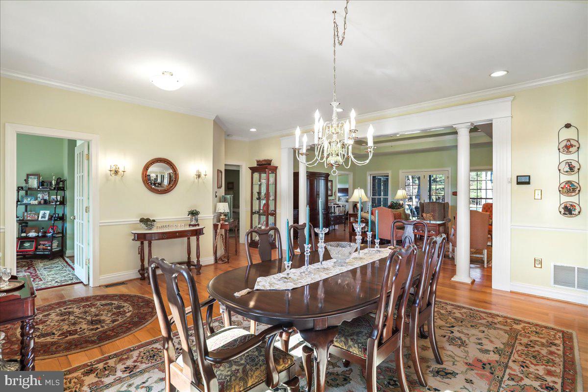 40 BIRDSONG LN, EDINBURG, Virginia 22824, 4 Bedrooms Bedrooms, 9 Rooms Rooms,3 BathroomsBathrooms,Residential,For sale,40 BIRDSONG LN,VASH2013138 MLS # VASH2013138