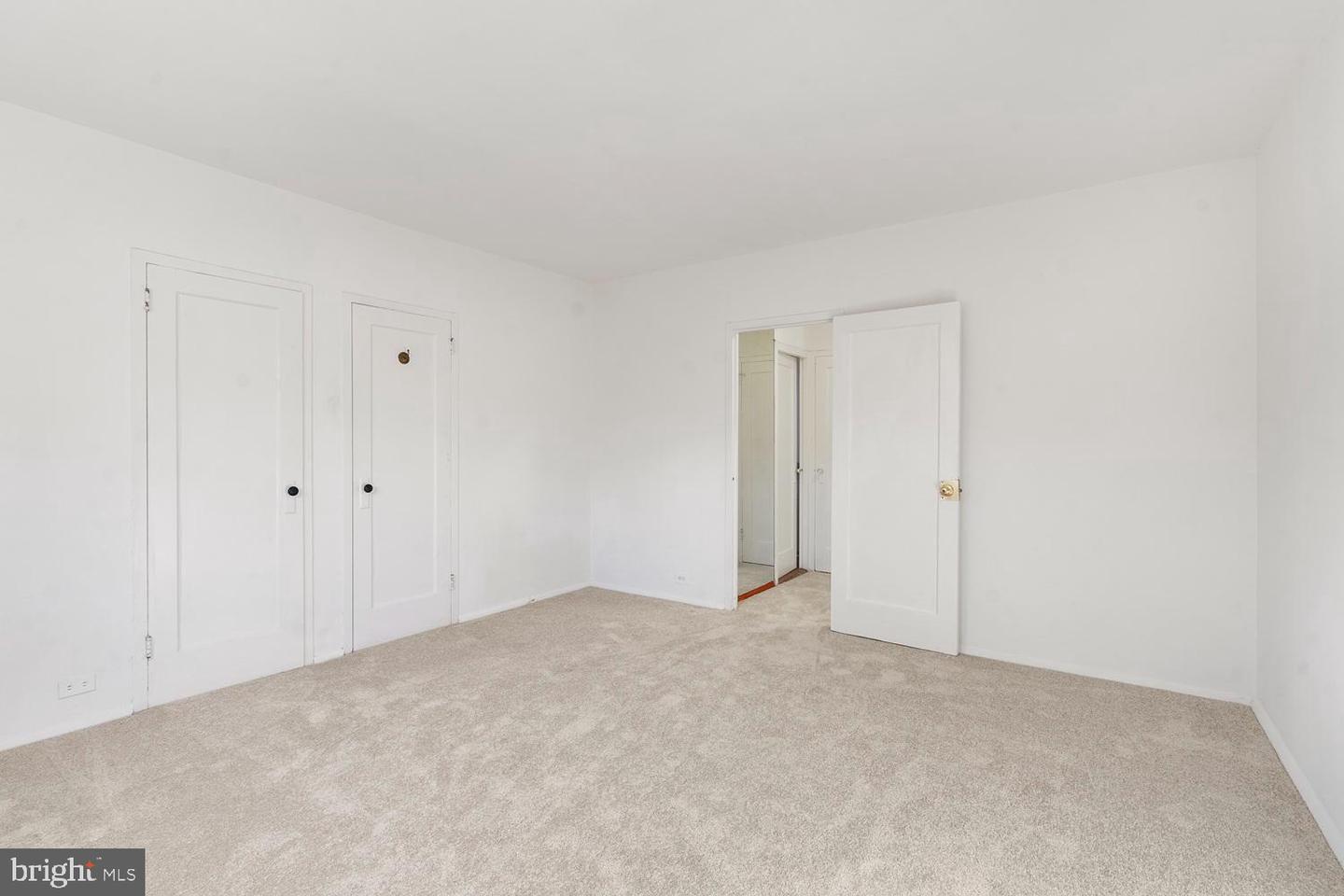 3618 GUNSTON RD, ALEXANDRIA, Virginia 22302, 1 Bedroom Bedrooms, ,1 BathroomBathrooms,Residential,For sale,3618 GUNSTON RD,VAAX2052152 MLS # VAAX2052152