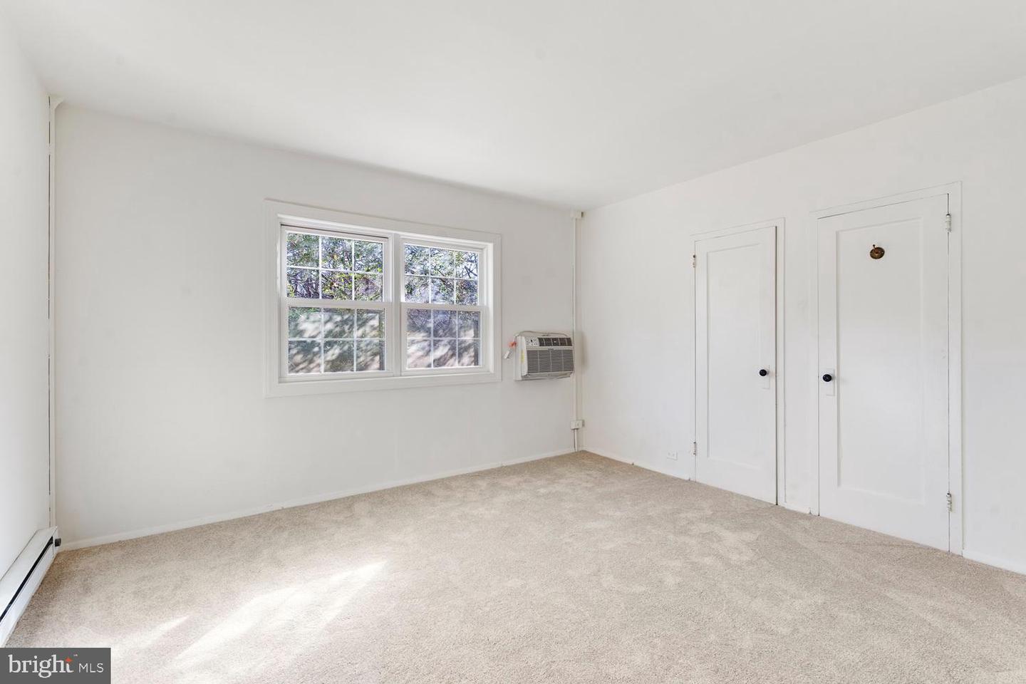 3618 GUNSTON RD, ALEXANDRIA, Virginia 22302, 1 Bedroom Bedrooms, ,1 BathroomBathrooms,Residential,For sale,3618 GUNSTON RD,VAAX2052152 MLS # VAAX2052152
