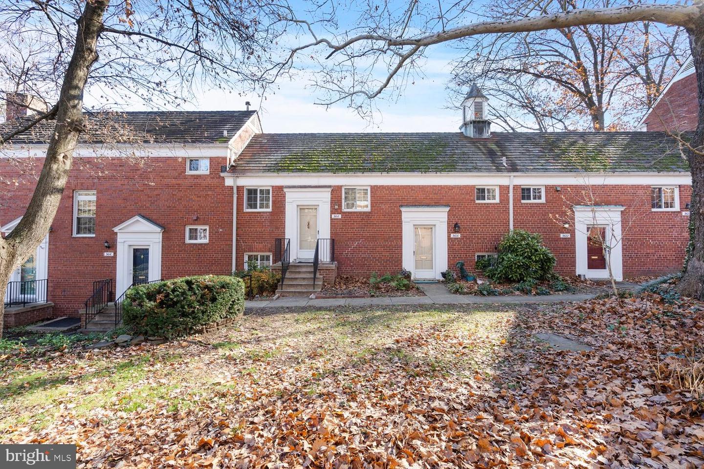 3618 GUNSTON RD, ALEXANDRIA, Virginia 22302, 1 Bedroom Bedrooms, ,1 BathroomBathrooms,Residential,For sale,3618 GUNSTON RD,VAAX2052152 MLS # VAAX2052152