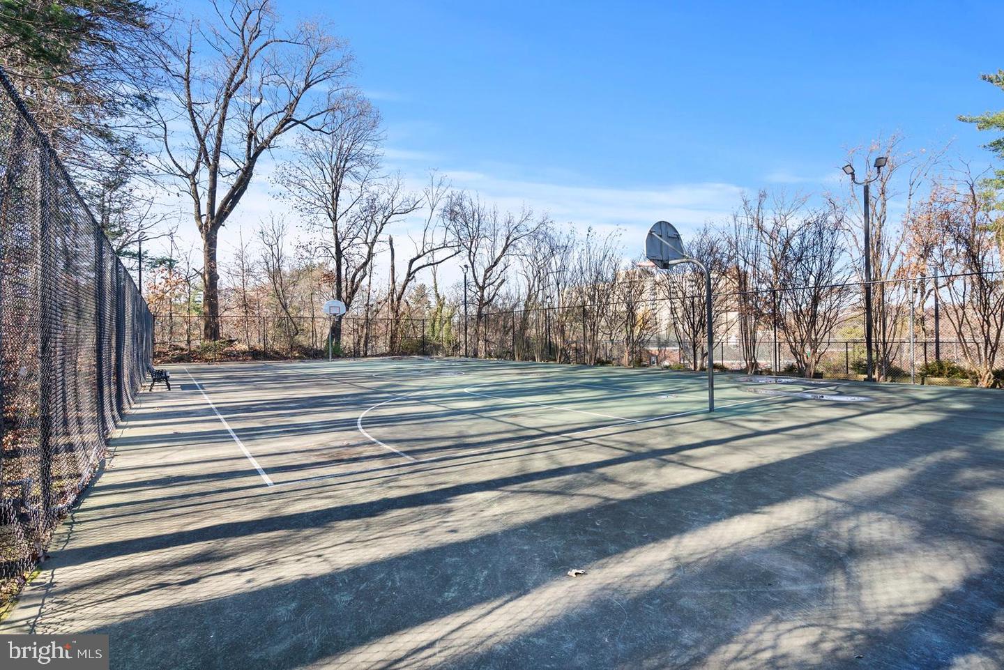 3618 GUNSTON RD, ALEXANDRIA, Virginia 22302, 1 Bedroom Bedrooms, ,1 BathroomBathrooms,Residential,For sale,3618 GUNSTON RD,VAAX2052152 MLS # VAAX2052152