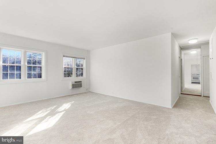 3618 GUNSTON RD, ALEXANDRIA, Virginia 22302, 1 Bedroom Bedrooms, ,1 BathroomBathrooms,Residential,For sale,3618 GUNSTON RD,VAAX2052152 MLS # VAAX2052152