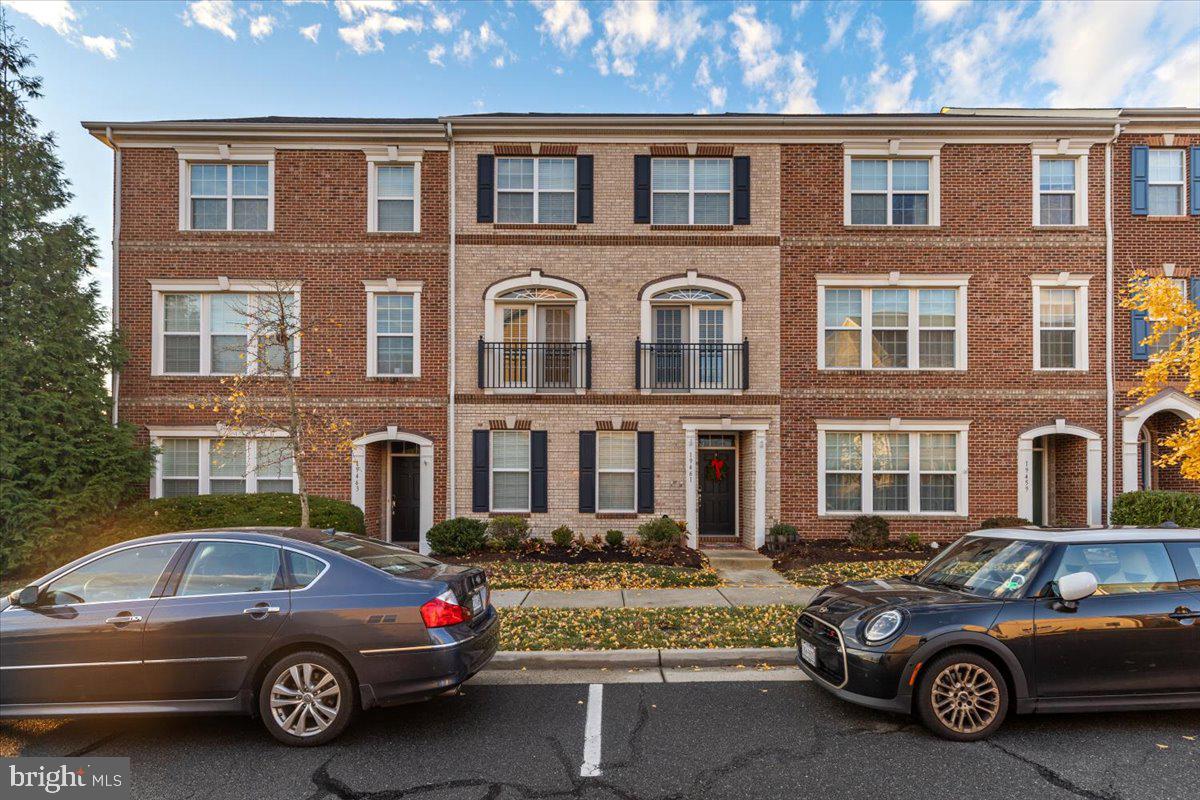 19461 XEROX DR, LEESBURG, Virginia 20176, 3 Bedrooms Bedrooms, 11 Rooms Rooms,2 BathroomsBathrooms,Residential,For sale,19461 XEROX DR,VALO2111906 MLS # VALO2111906