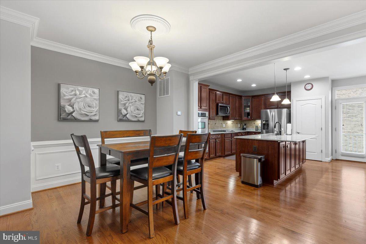 19461 XEROX DR, LEESBURG, Virginia 20176, 3 Bedrooms Bedrooms, 11 Rooms Rooms,2 BathroomsBathrooms,Residential,For sale,19461 XEROX DR,VALO2111906 MLS # VALO2111906