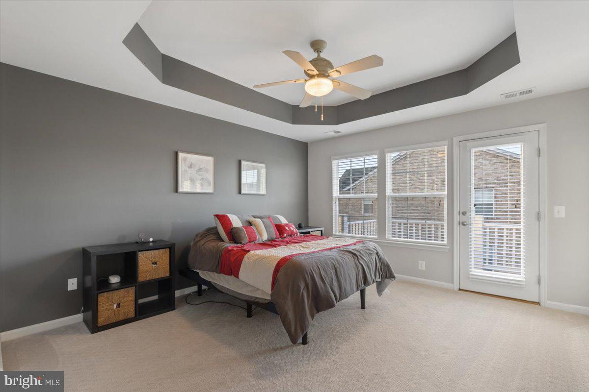 19461 XEROX DR, LEESBURG, Virginia 20176, 3 Bedrooms Bedrooms, 11 Rooms Rooms,2 BathroomsBathrooms,Residential,For sale,19461 XEROX DR,VALO2111906 MLS # VALO2111906