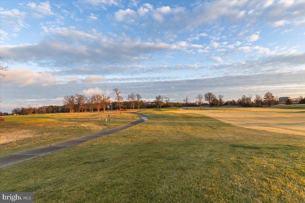 19461 XEROX DR, LEESBURG, Virginia 20176, 3 Bedrooms Bedrooms, 11 Rooms Rooms,2 BathroomsBathrooms,Residential,For sale,19461 XEROX DR,VALO2111906 MLS # VALO2111906