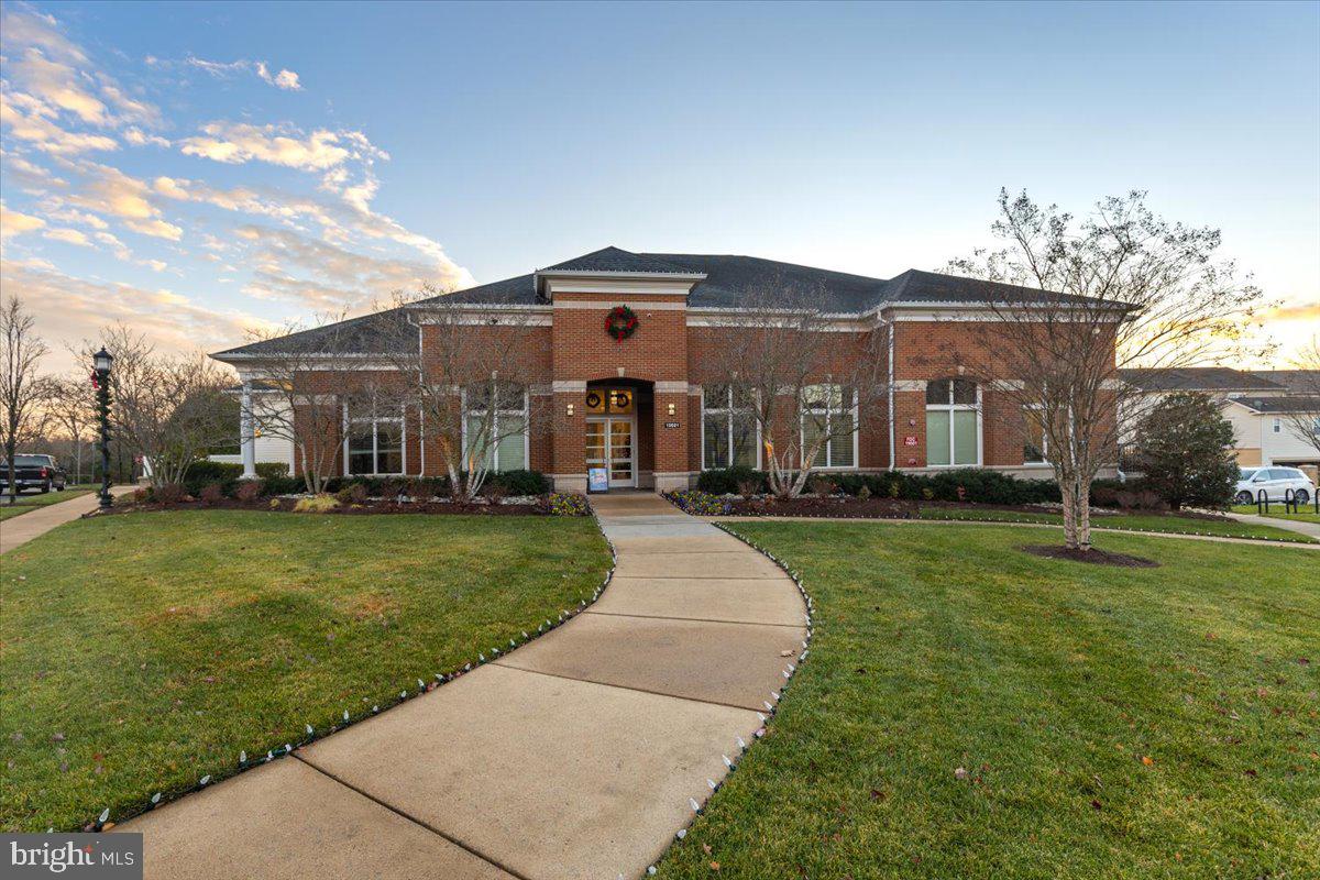 19461 XEROX DR, LEESBURG, Virginia 20176, 3 Bedrooms Bedrooms, 11 Rooms Rooms,2 BathroomsBathrooms,Residential,For sale,19461 XEROX DR,VALO2111906 MLS # VALO2111906