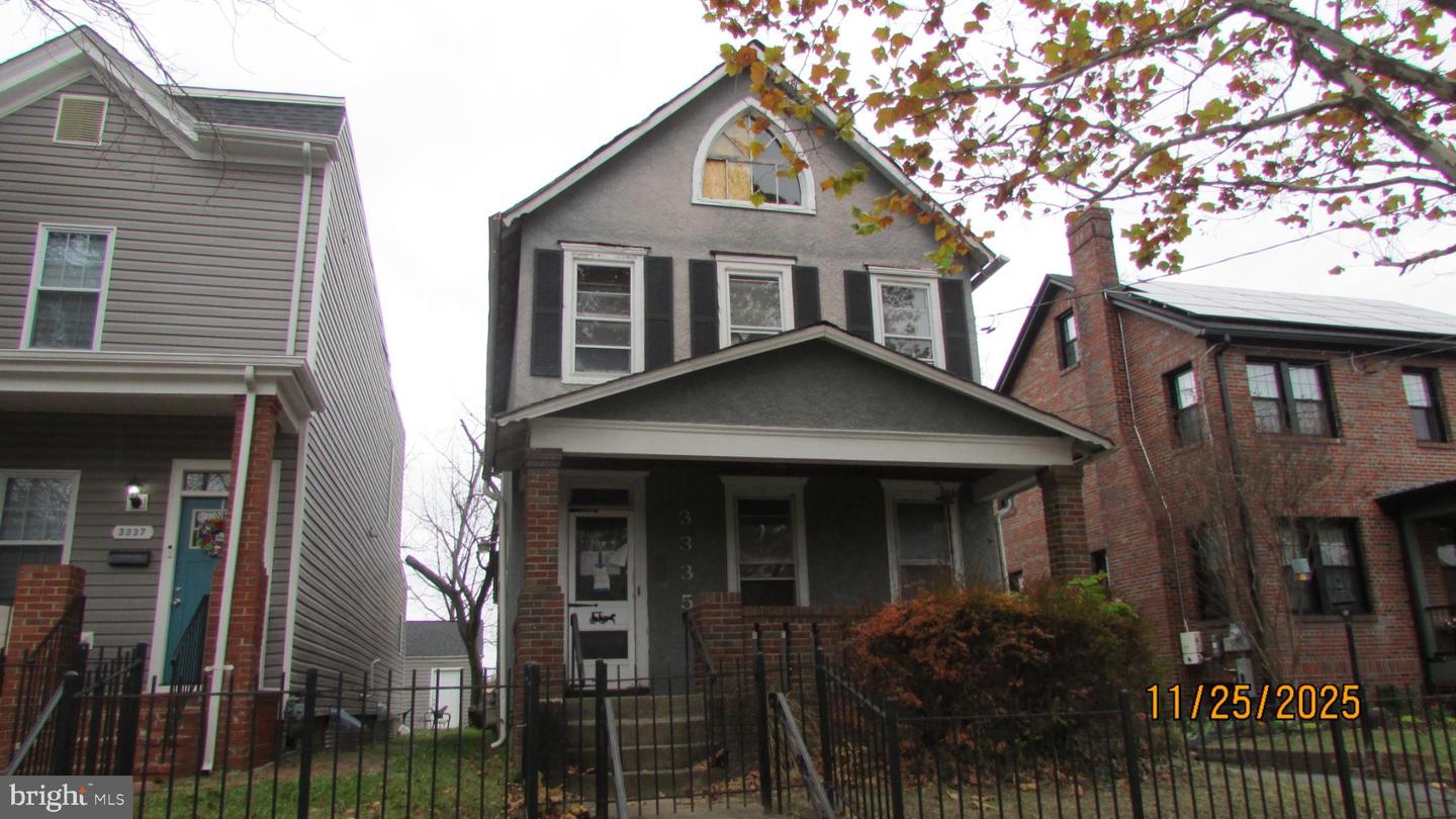 3335 5TH ST SE, WASHINGTON, District Of Columbia 20032, 2 Bedrooms Bedrooms, ,2 BathroomsBathrooms,Residential,For sale,3335 5TH ST SE,DCDC2233692 MLS # DCDC2233692