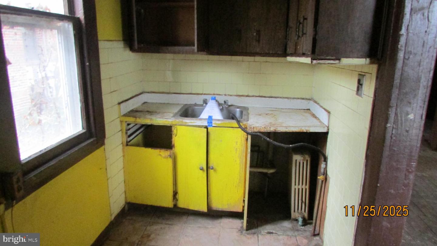 3335 5TH ST SE, WASHINGTON, District Of Columbia 20032, 2 Bedrooms Bedrooms, ,2 BathroomsBathrooms,Residential,For sale,3335 5TH ST SE,DCDC2233692 MLS # DCDC2233692