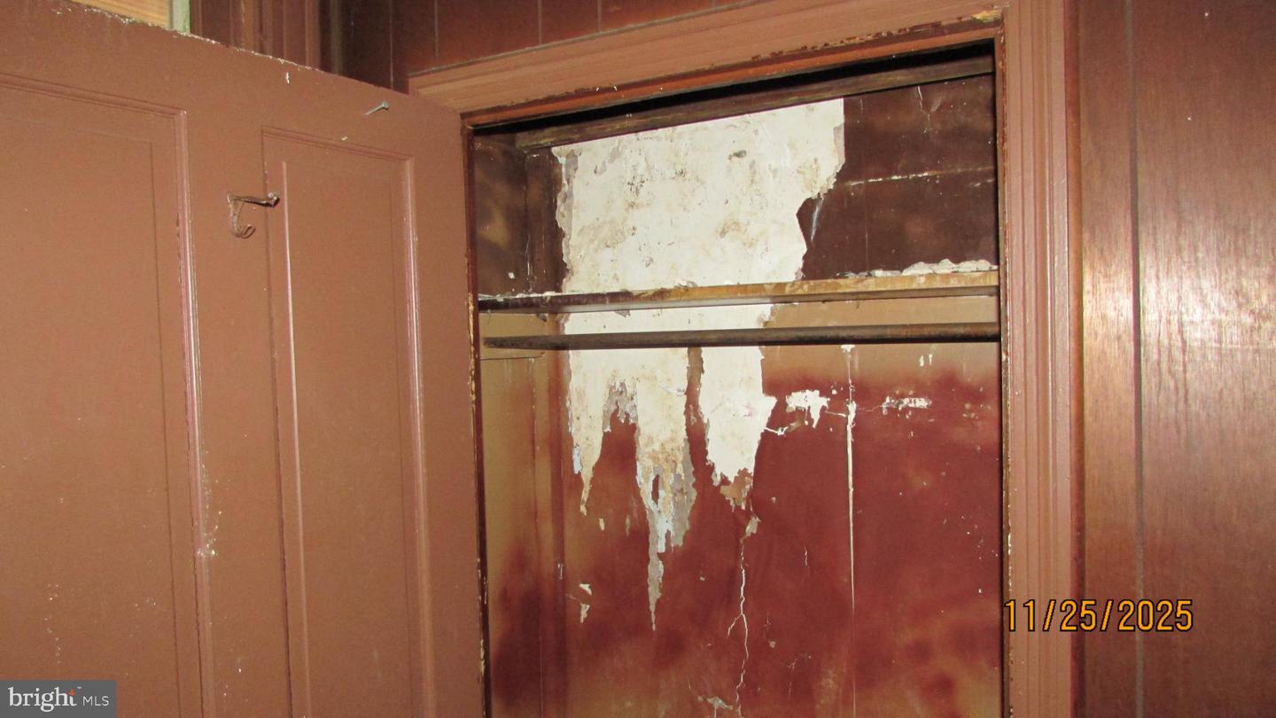 3335 5TH ST SE, WASHINGTON, District Of Columbia 20032, 2 Bedrooms Bedrooms, ,2 BathroomsBathrooms,Residential,For sale,3335 5TH ST SE,DCDC2233692 MLS # DCDC2233692