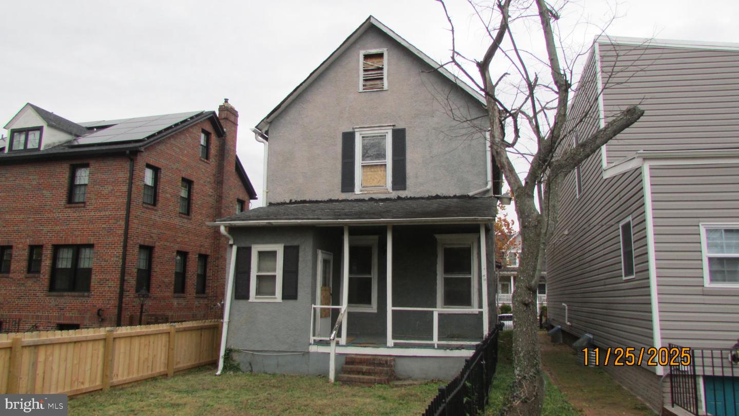 3335 5TH ST SE, WASHINGTON, District Of Columbia 20032, 2 Bedrooms Bedrooms, ,2 BathroomsBathrooms,Residential,For sale,3335 5TH ST SE,DCDC2233692 MLS # DCDC2233692