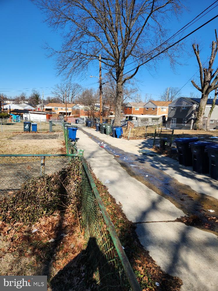 1108 CHAPLIN ST SE, WASHINGTON, District Of Columbia 20019, 3 Bedrooms Bedrooms, ,2 BathroomsBathrooms,Residential,For sale,1108 CHAPLIN ST SE,DCDC2233698 MLS # DCDC2233698