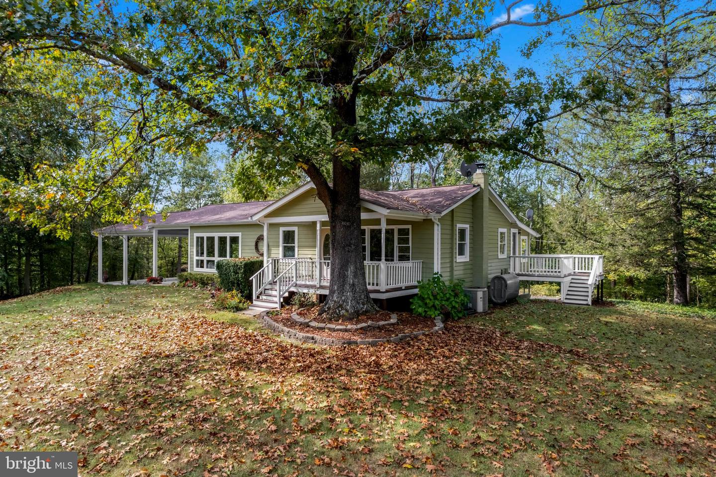 7127 WILSON RD, MARSHALL, Virginia 20115, 3 Bedrooms Bedrooms, ,2 BathroomsBathrooms,Residential,For sale,7127 WILSON RD,VAFQ2019826 MLS # VAFQ2019826