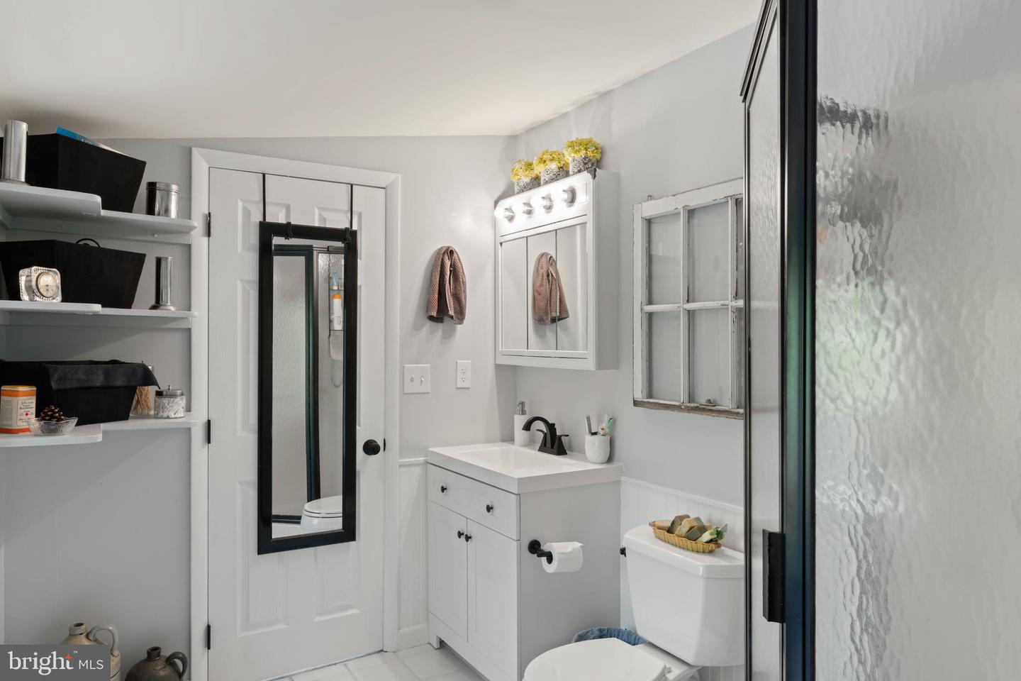 7127 WILSON RD, MARSHALL, Virginia 20115, 3 Bedrooms Bedrooms, ,2 BathroomsBathrooms,Residential,For sale,7127 WILSON RD,VAFQ2019826 MLS # VAFQ2019826