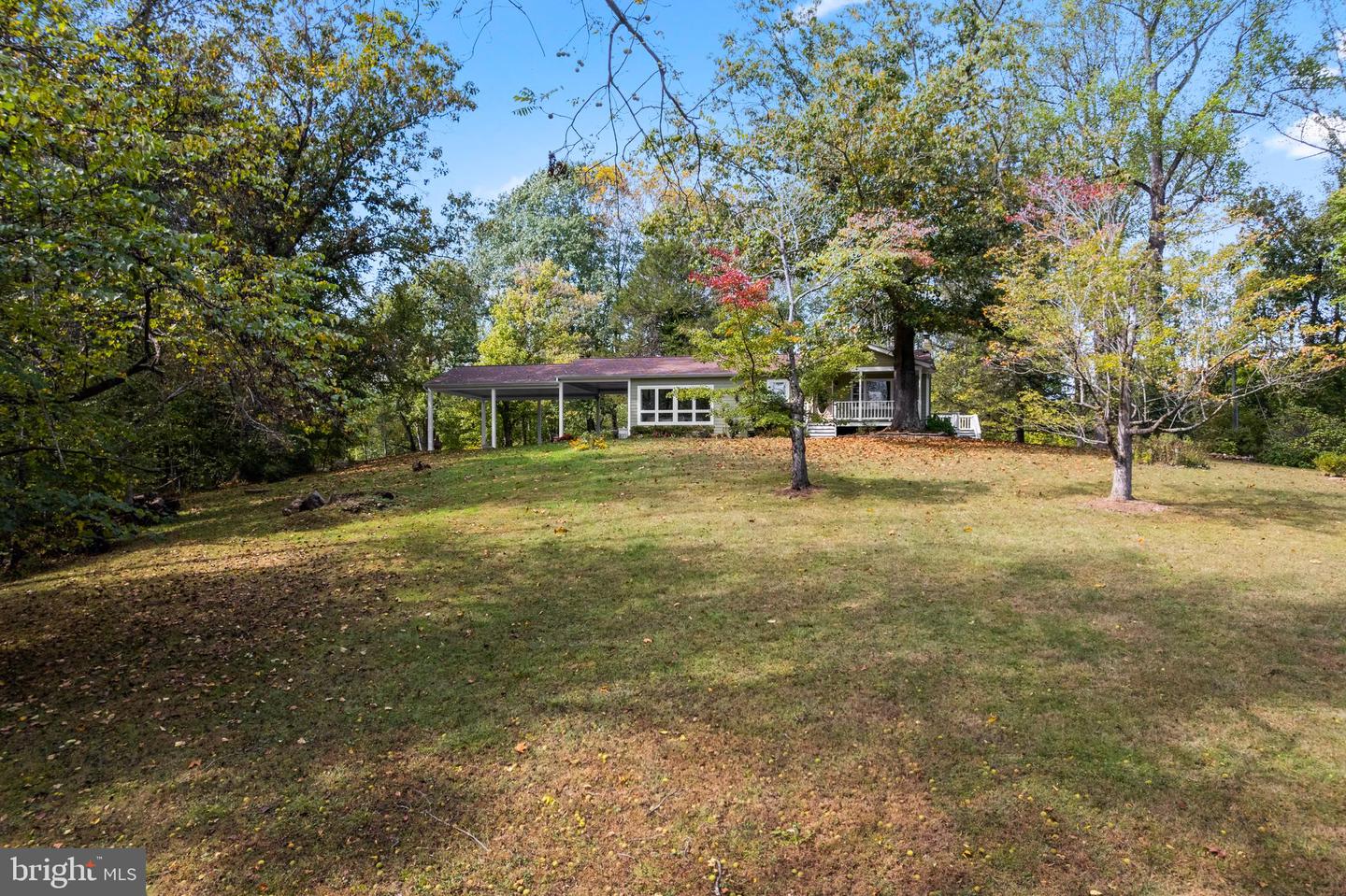 7127 WILSON RD, MARSHALL, Virginia 20115, 3 Bedrooms Bedrooms, ,2 BathroomsBathrooms,Residential,For sale,7127 WILSON RD,VAFQ2019826 MLS # VAFQ2019826