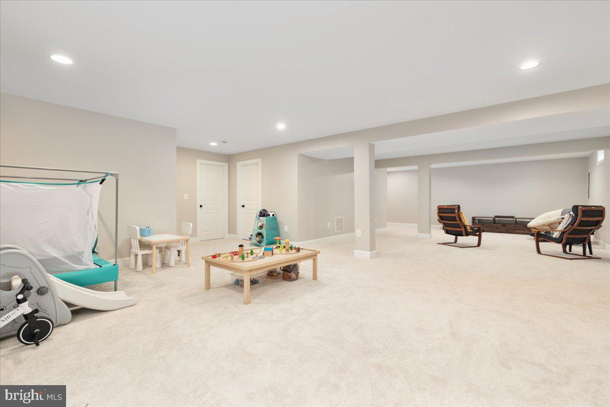 15158 ADDISON LN, WOODBRIDGE, Virginia 22193, 6 Bedrooms Bedrooms, ,4 BathroomsBathrooms,Residential,For sale,15158 ADDISON LN,VAPW2108602 MLS # VAPW2108602