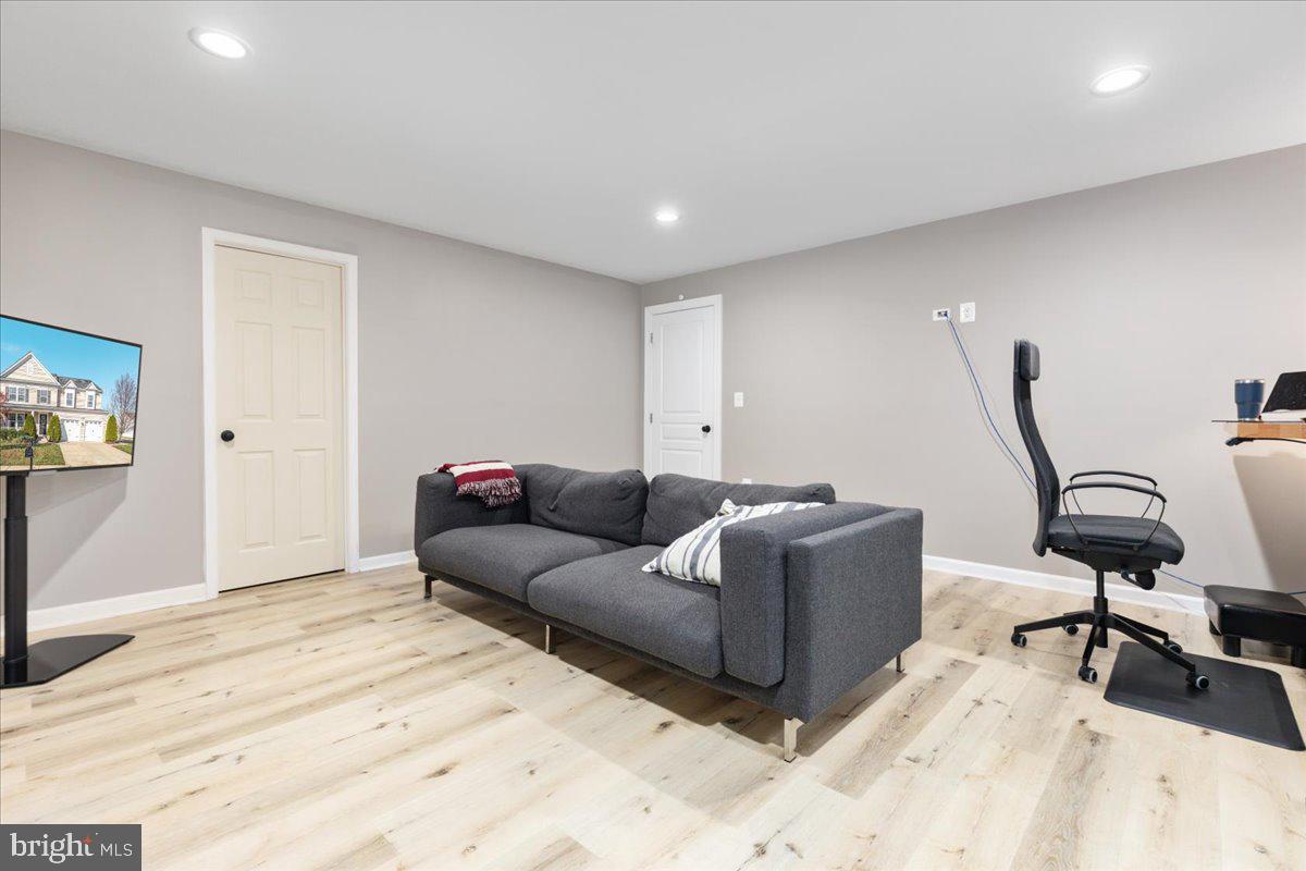 15158 ADDISON LN, WOODBRIDGE, Virginia 22193, 6 Bedrooms Bedrooms, ,4 BathroomsBathrooms,Residential,For sale,15158 ADDISON LN,VAPW2108602 MLS # VAPW2108602