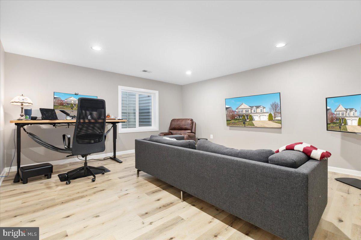 15158 ADDISON LN, WOODBRIDGE, Virginia 22193, 6 Bedrooms Bedrooms, ,4 BathroomsBathrooms,Residential,For sale,15158 ADDISON LN,VAPW2108602 MLS # VAPW2108602