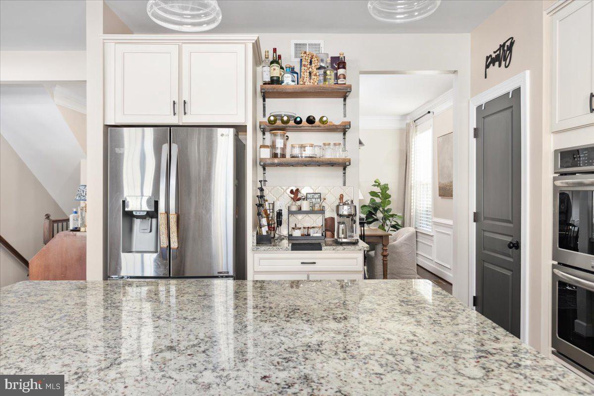 15158 ADDISON LN, WOODBRIDGE, Virginia 22193, 6 Bedrooms Bedrooms, ,4 BathroomsBathrooms,Residential,For sale,15158 ADDISON LN,VAPW2108602 MLS # VAPW2108602