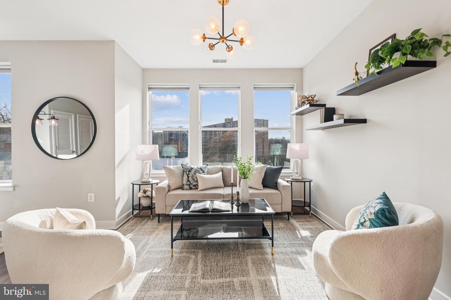 989 S BUCHANAN ST #225, ARLINGTON, Virginia 22204, 2 Bedrooms Bedrooms, 6 Rooms Rooms,2 BathroomsBathrooms,Residential,For sale,989 S BUCHANAN ST #225,VAAR2066584 MLS # VAAR2066584